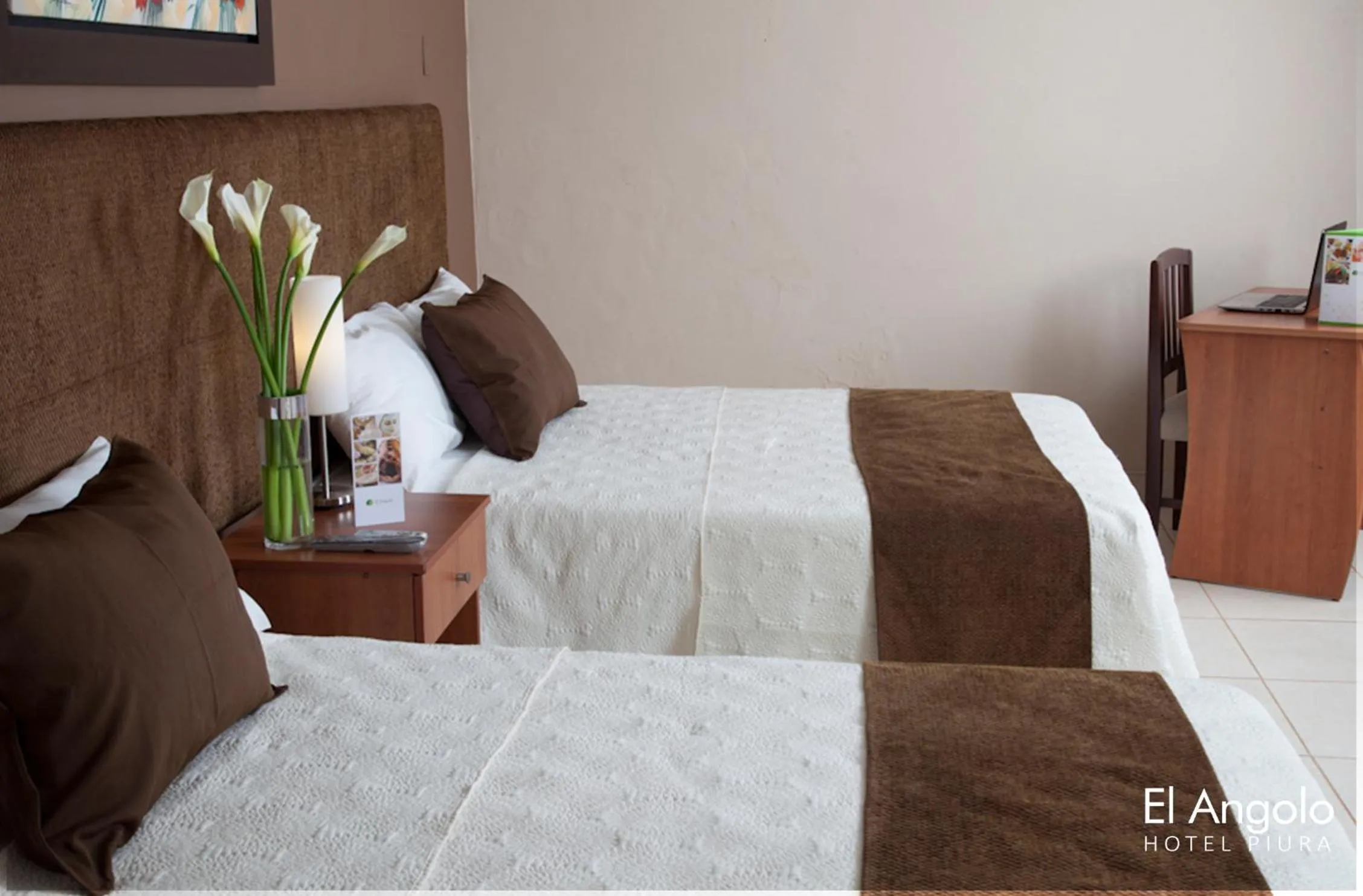 Photo of the whole room, Bed in El Angolo Piura