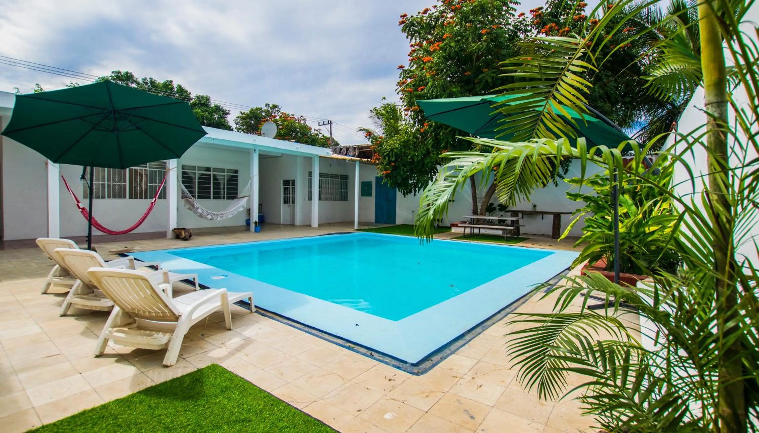 Swimming pool in Casa Pancho Playa