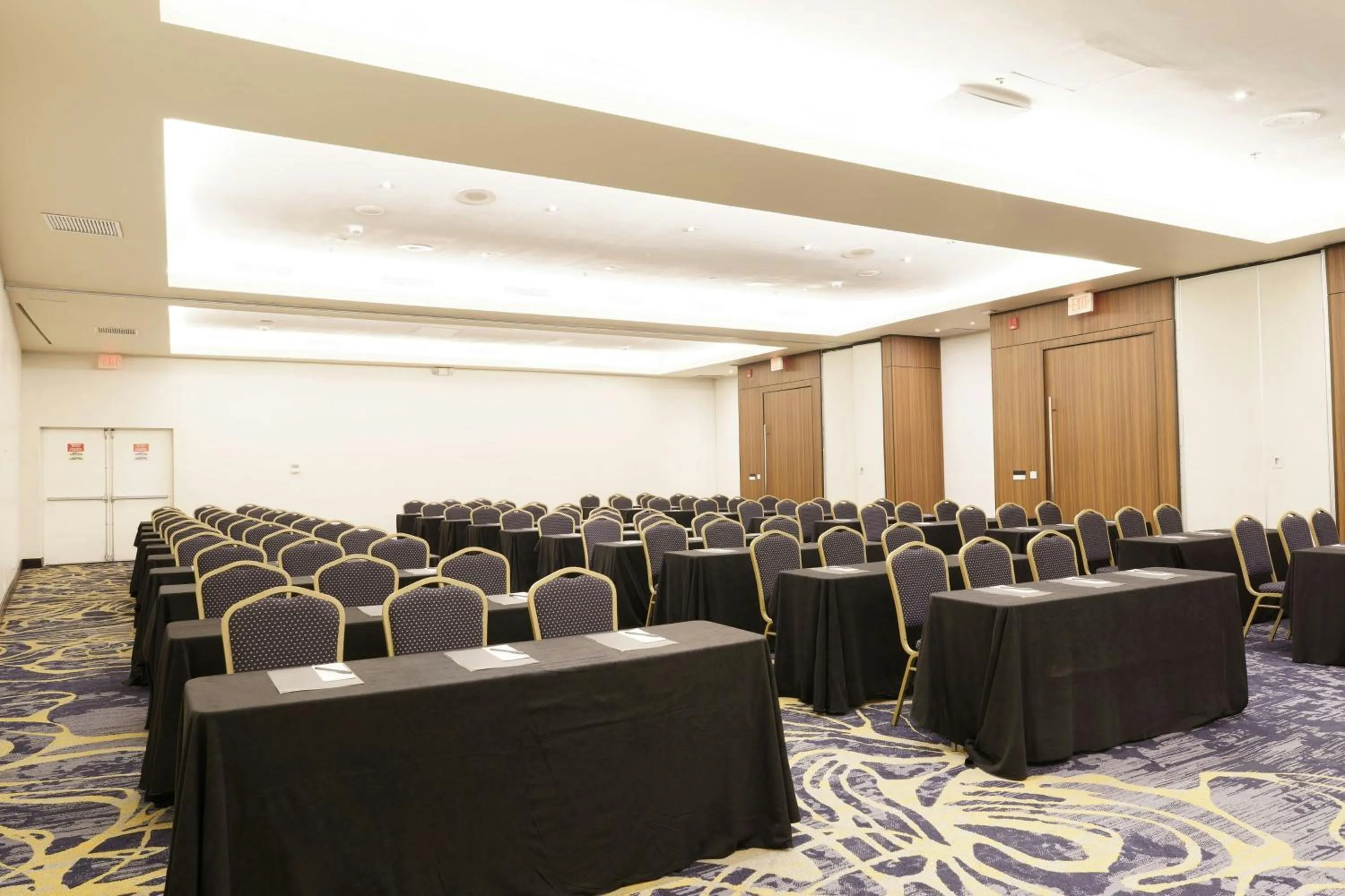 Meeting/conference room in Courtyard by Marriott Panama Multiplaza Mall