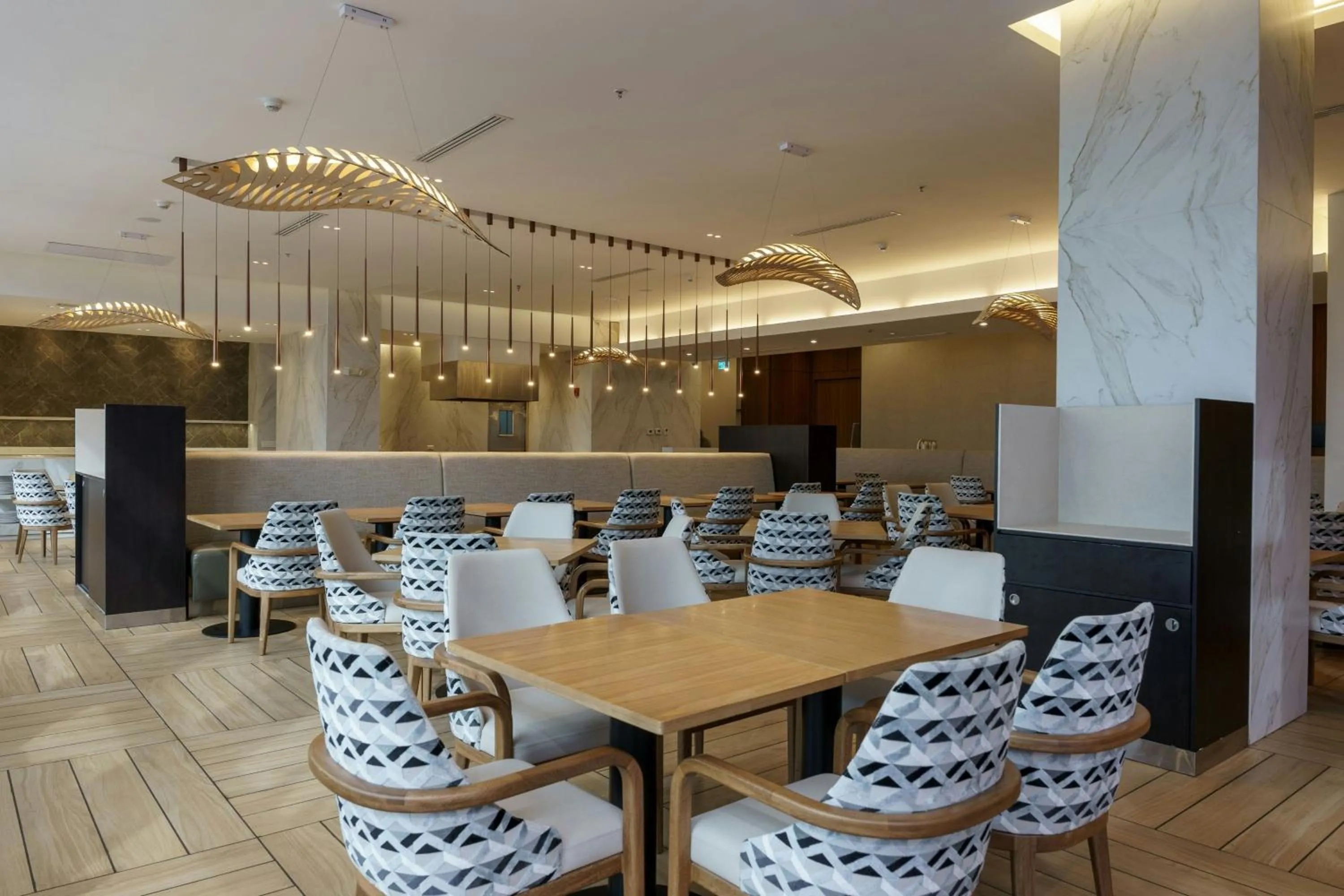 Restaurant/places to eat in Courtyard by Marriott Panama Multiplaza Mall