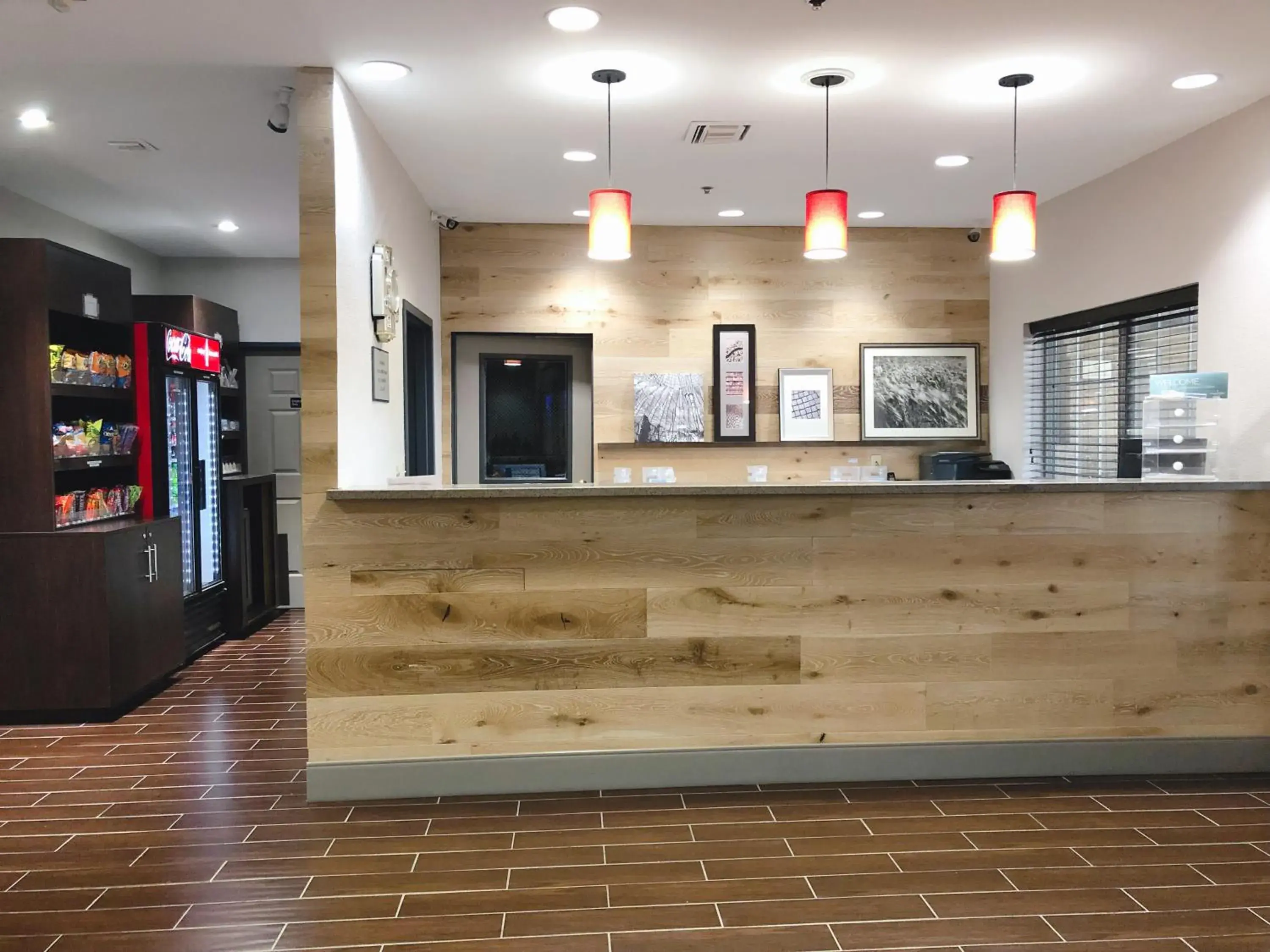 Lobby or reception in Country Inn & Suites by Radisson, Topeka West, KS Lobby or reception in Country Inn & Suites by Radisson, Topeka West, KS