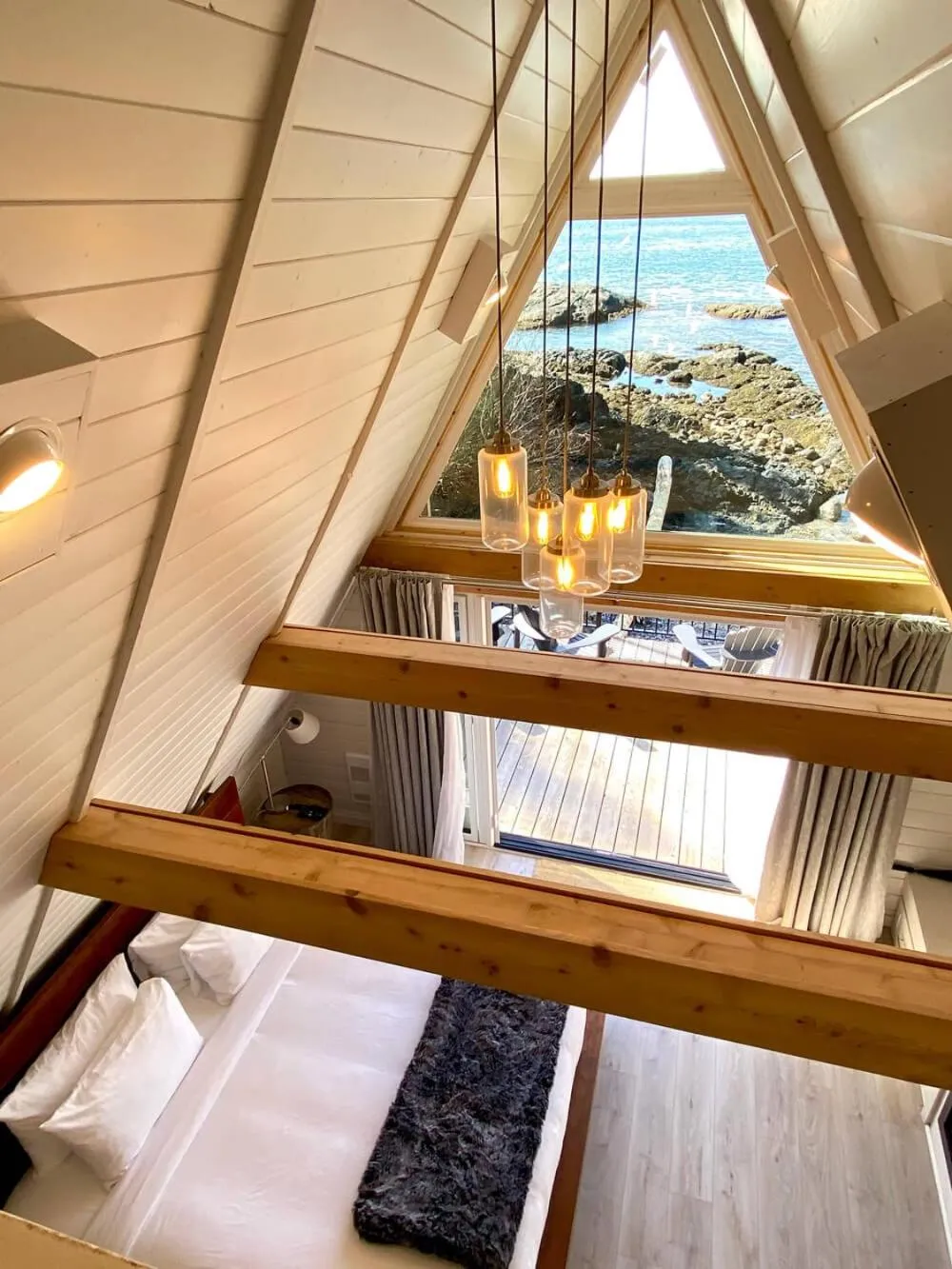 Bed in Duffin Cove Resort