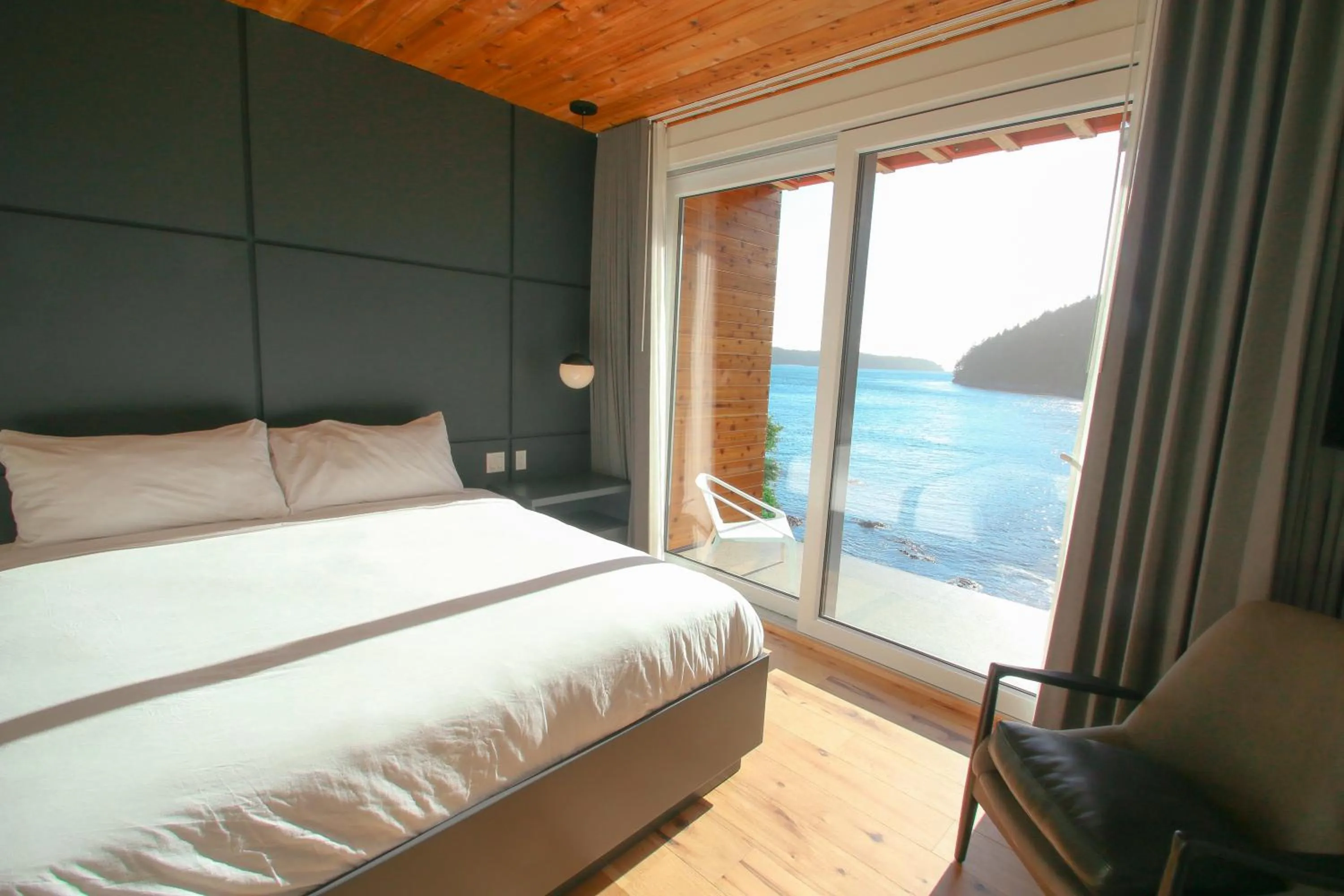 Bed in Duffin Cove Resort