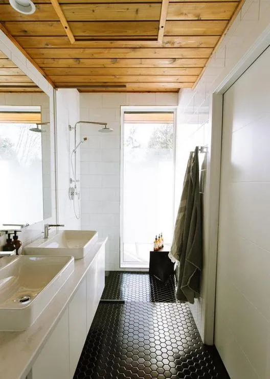 Bathroom in Duffin Cove Resort