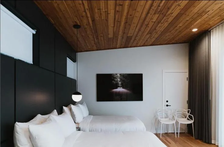 Bed in Duffin Cove Resort