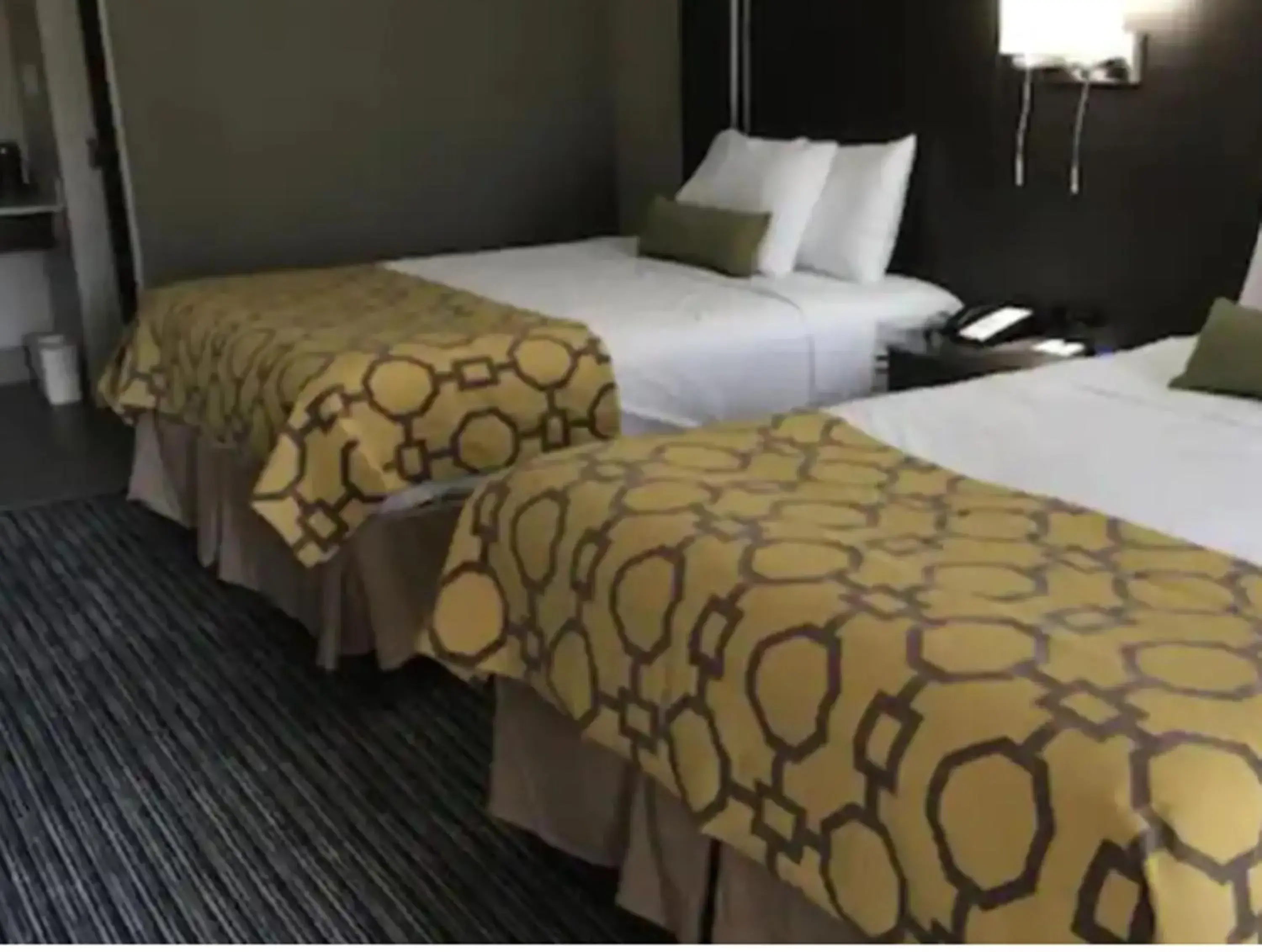 Bed in Baymont by Wyndham Topeka Bed in Baymont by Wyndham Topeka