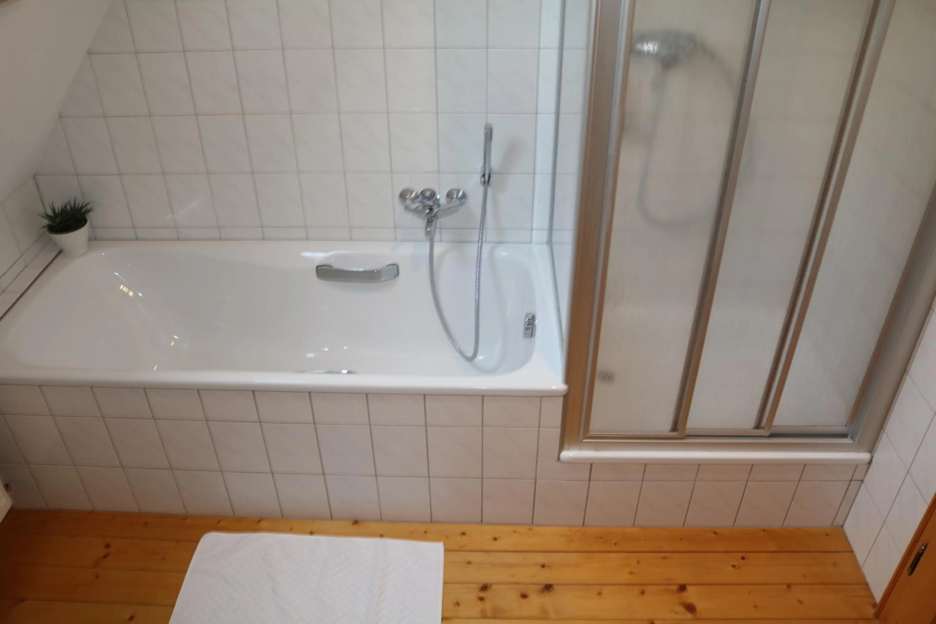 Shower in Appartementhotel Blomberger Hof