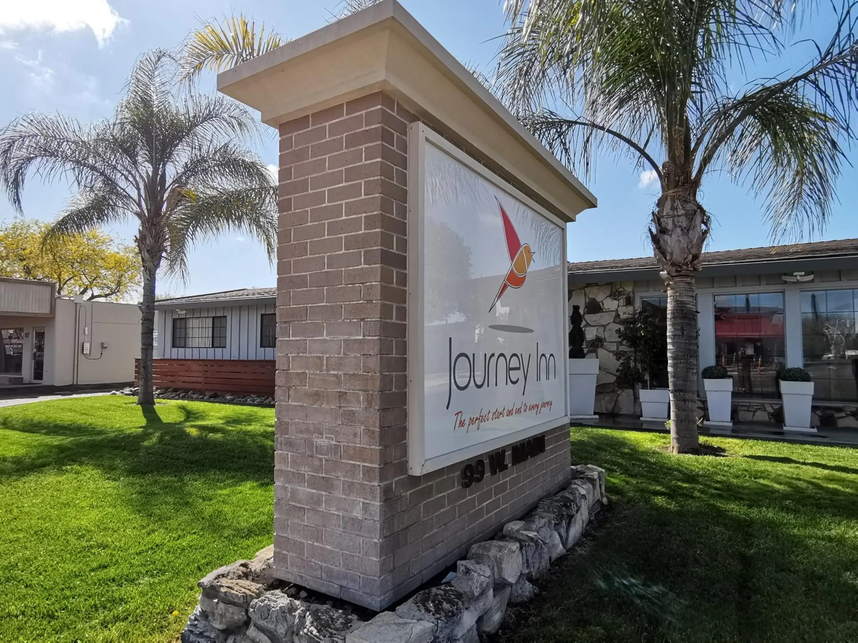 Property building in Journey Inn Property building in Journey Inn