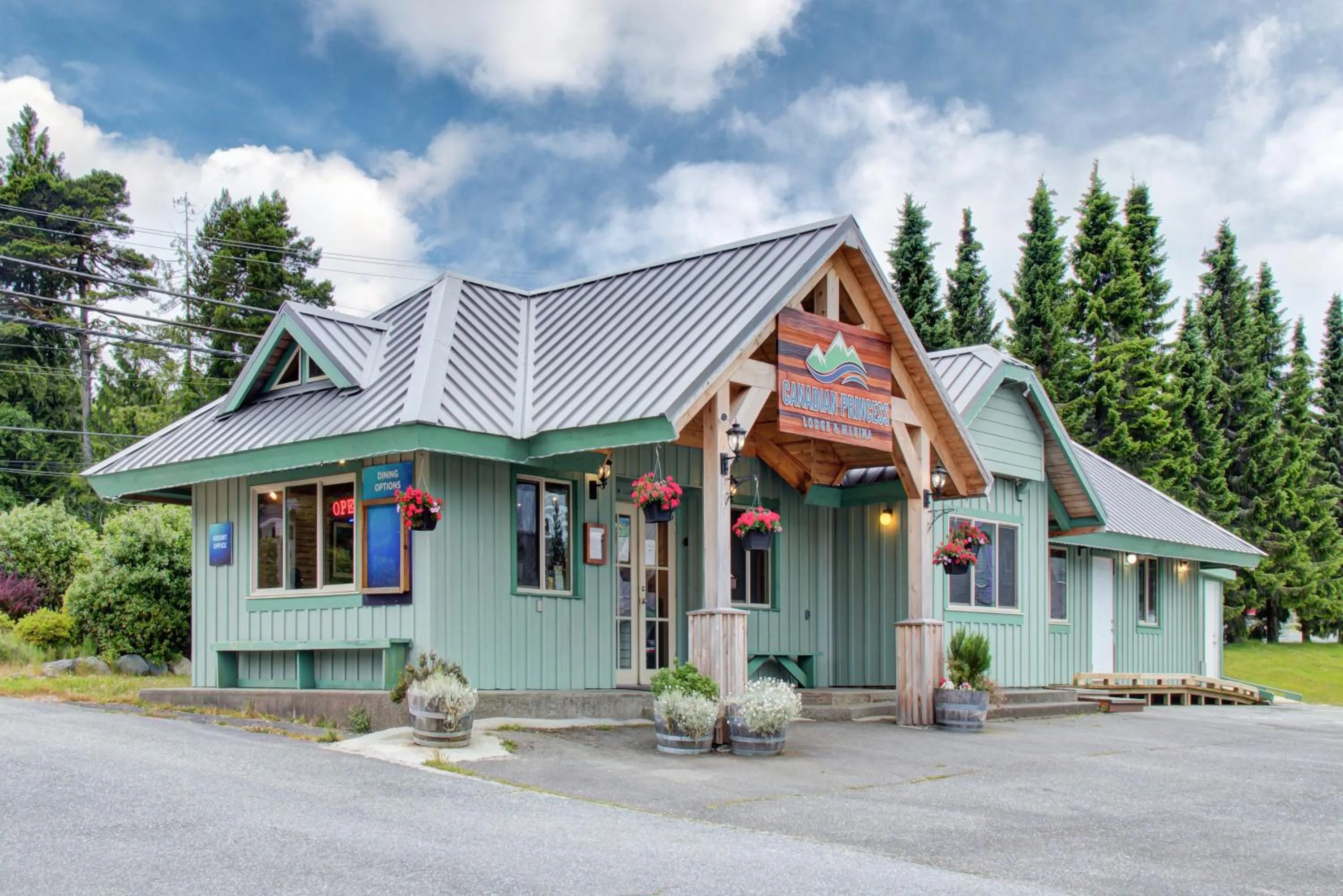 Property building in Canadian Princess Lodge & Marina