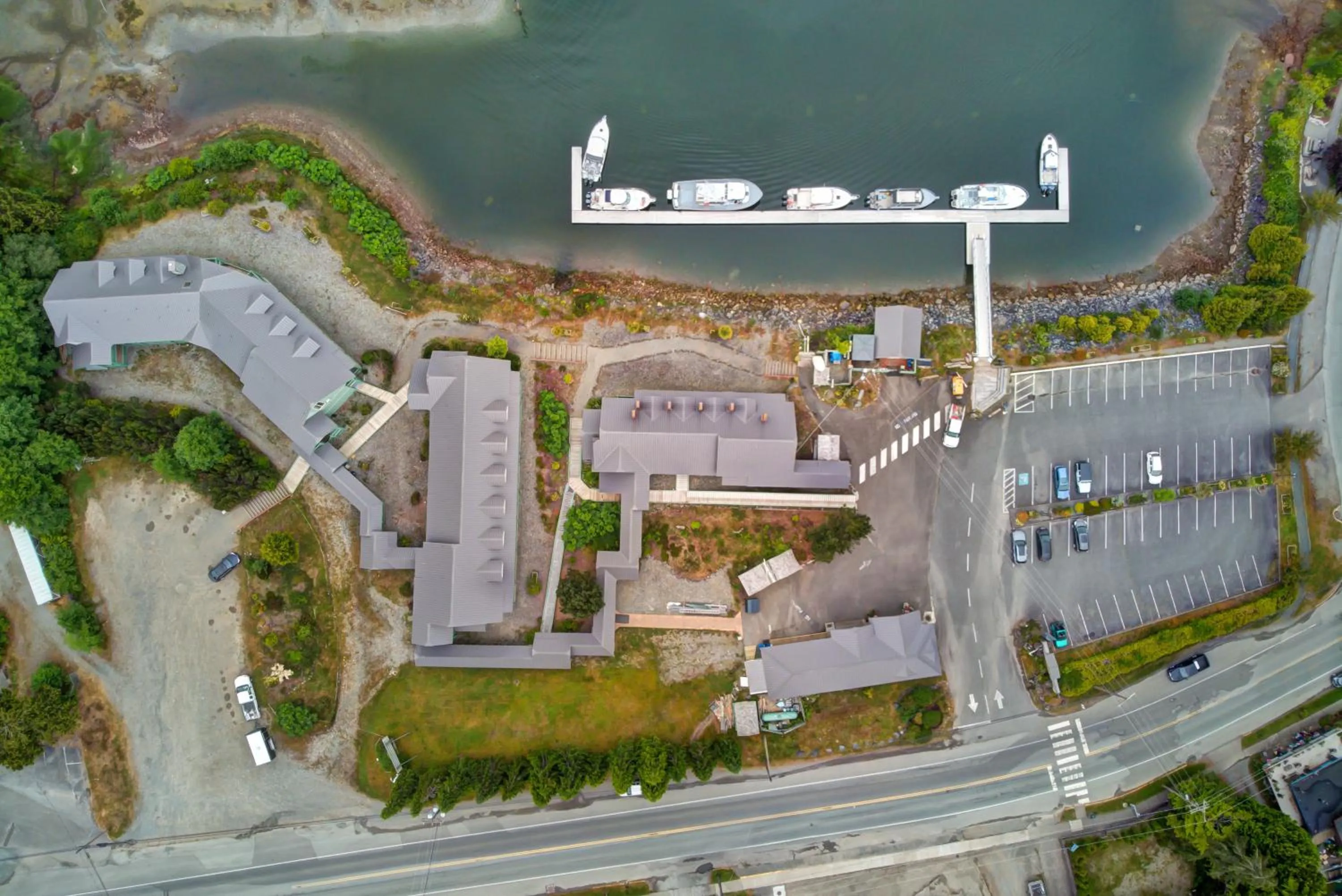 Property building in Canadian Princess Lodge & Marina