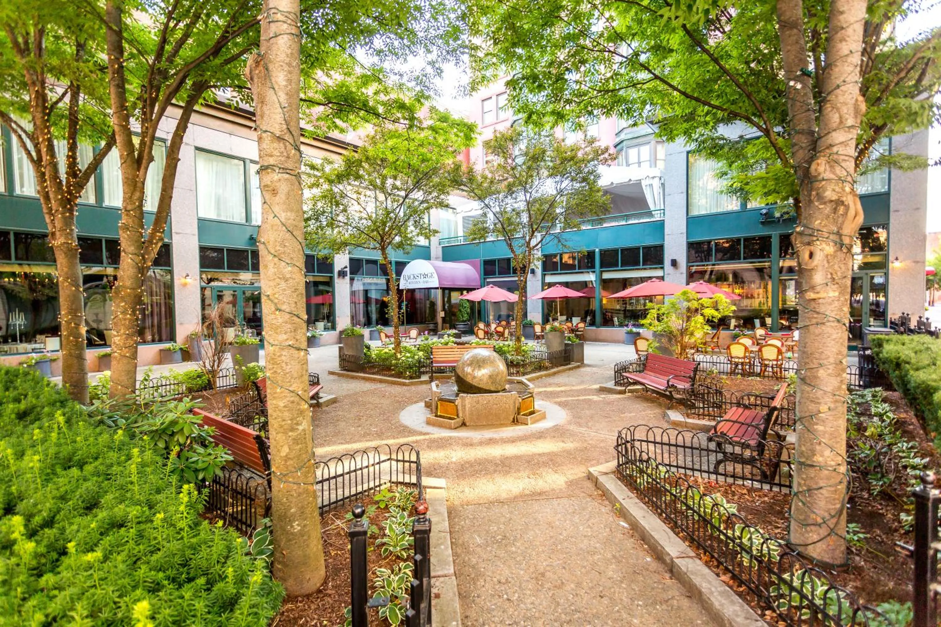 Garden in Hotel Providence
