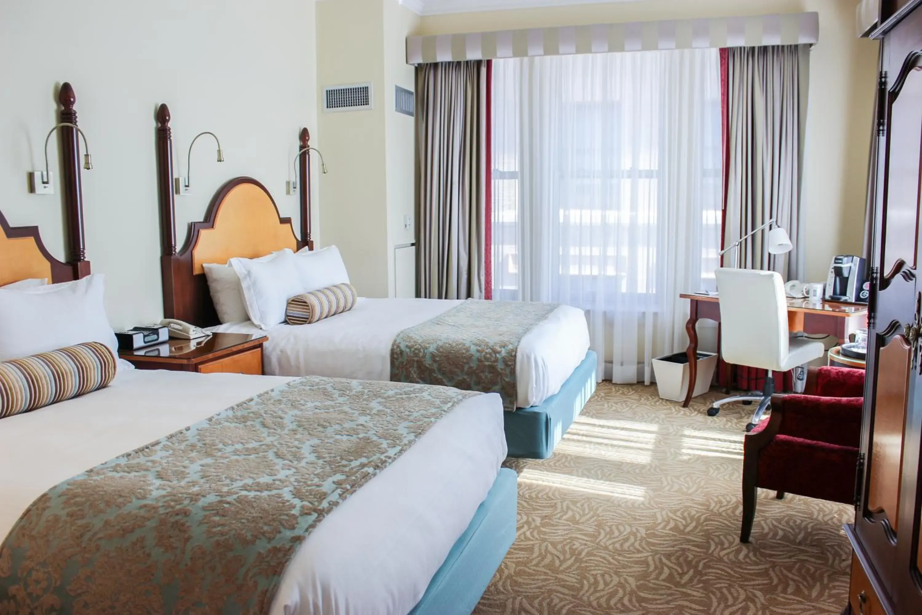 Photo of the whole room, Bed in Hotel Providence Photo of the whole room, Bed in Hotel Providence