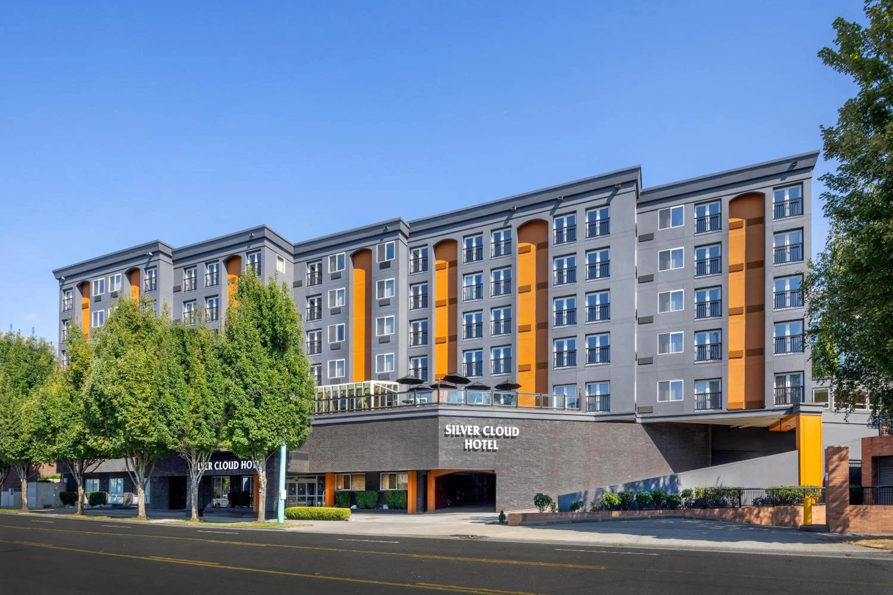 Property building in Silver Cloud Hotel - Seattle Lake Union