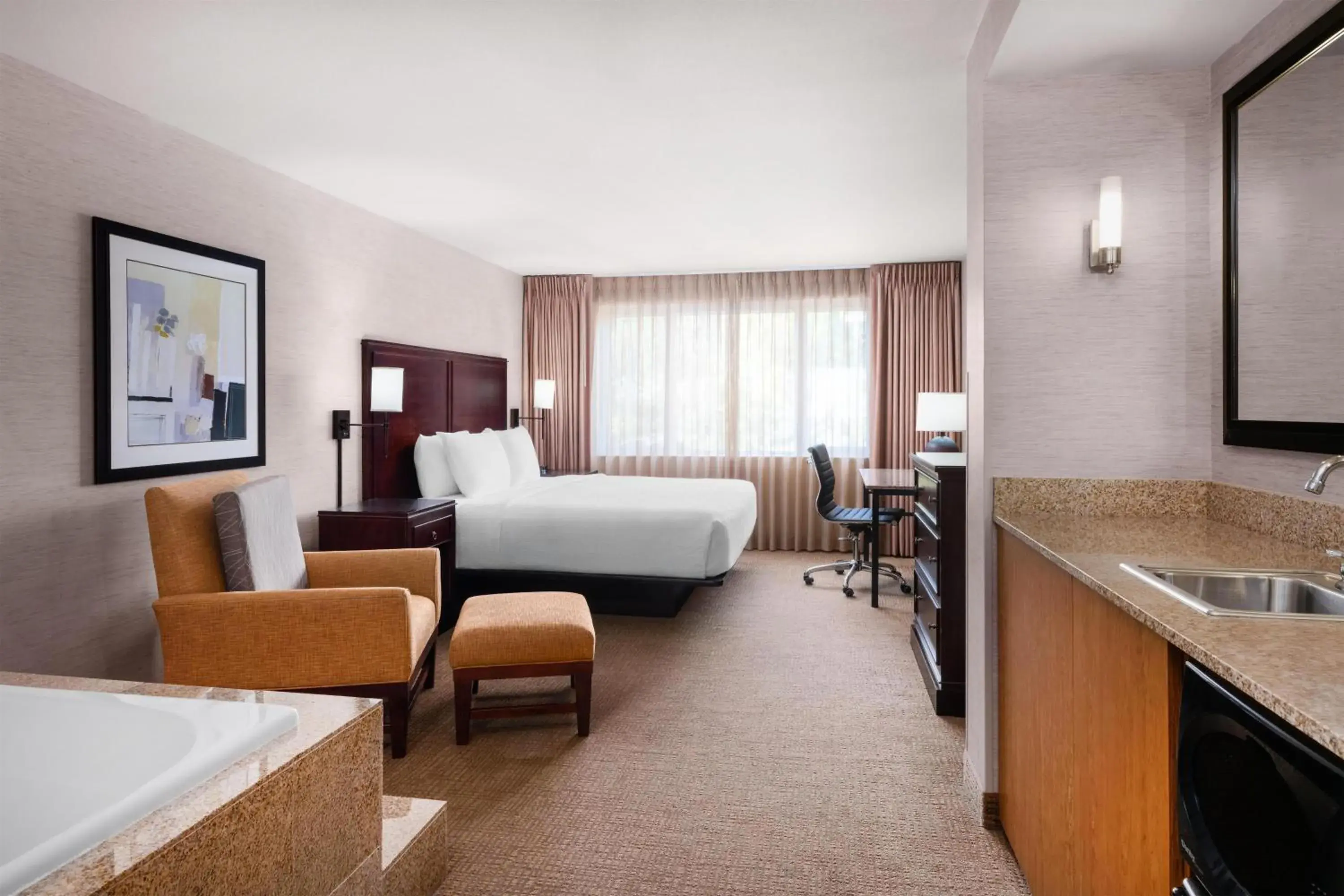 Bedroom, Bed in Eastgate Hotel - BW Signature Collection Bedroom, Bed in Eastgate Hotel - BW Signature Collection