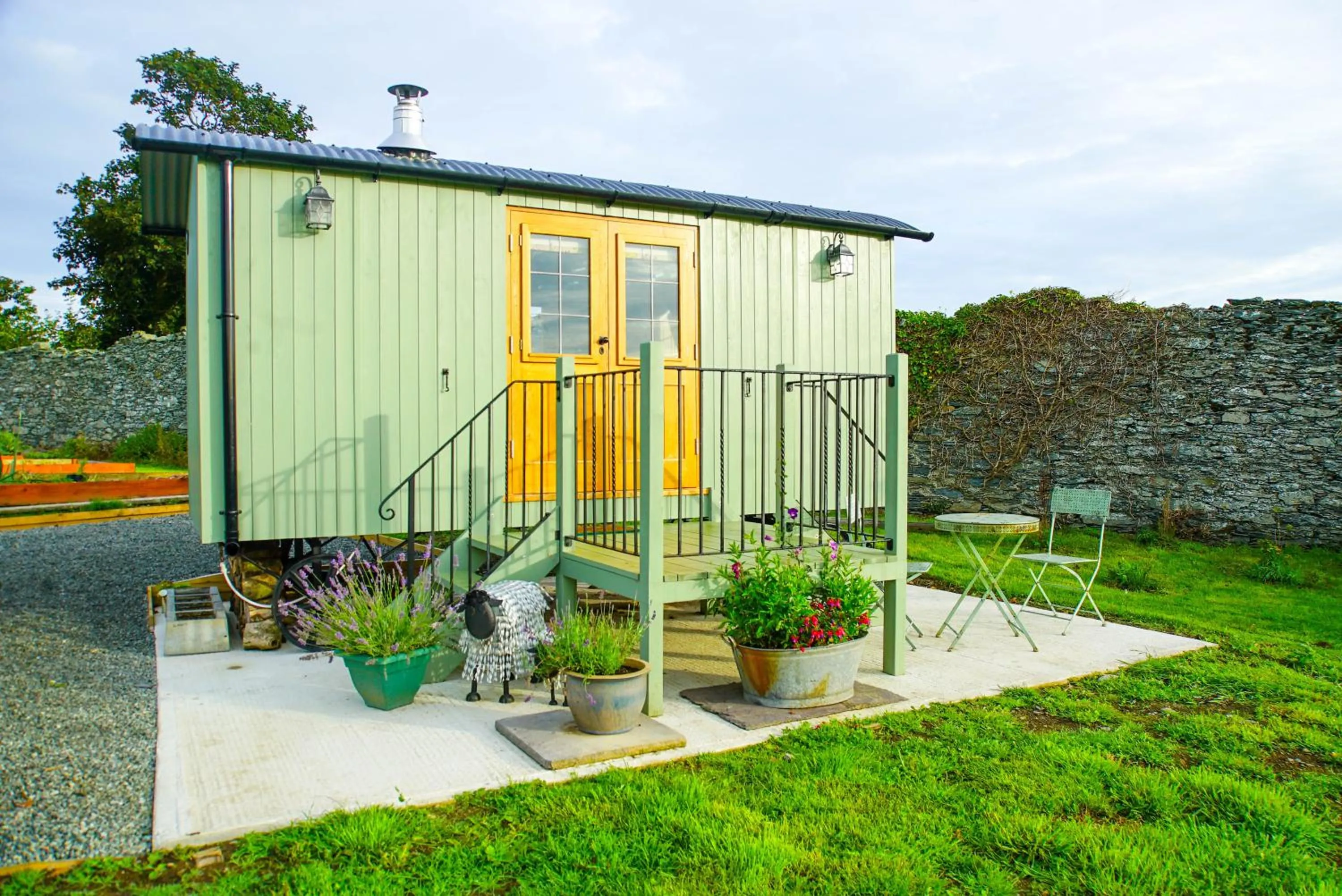 Property building in Storws Y Gorlan Shepherd's Hut