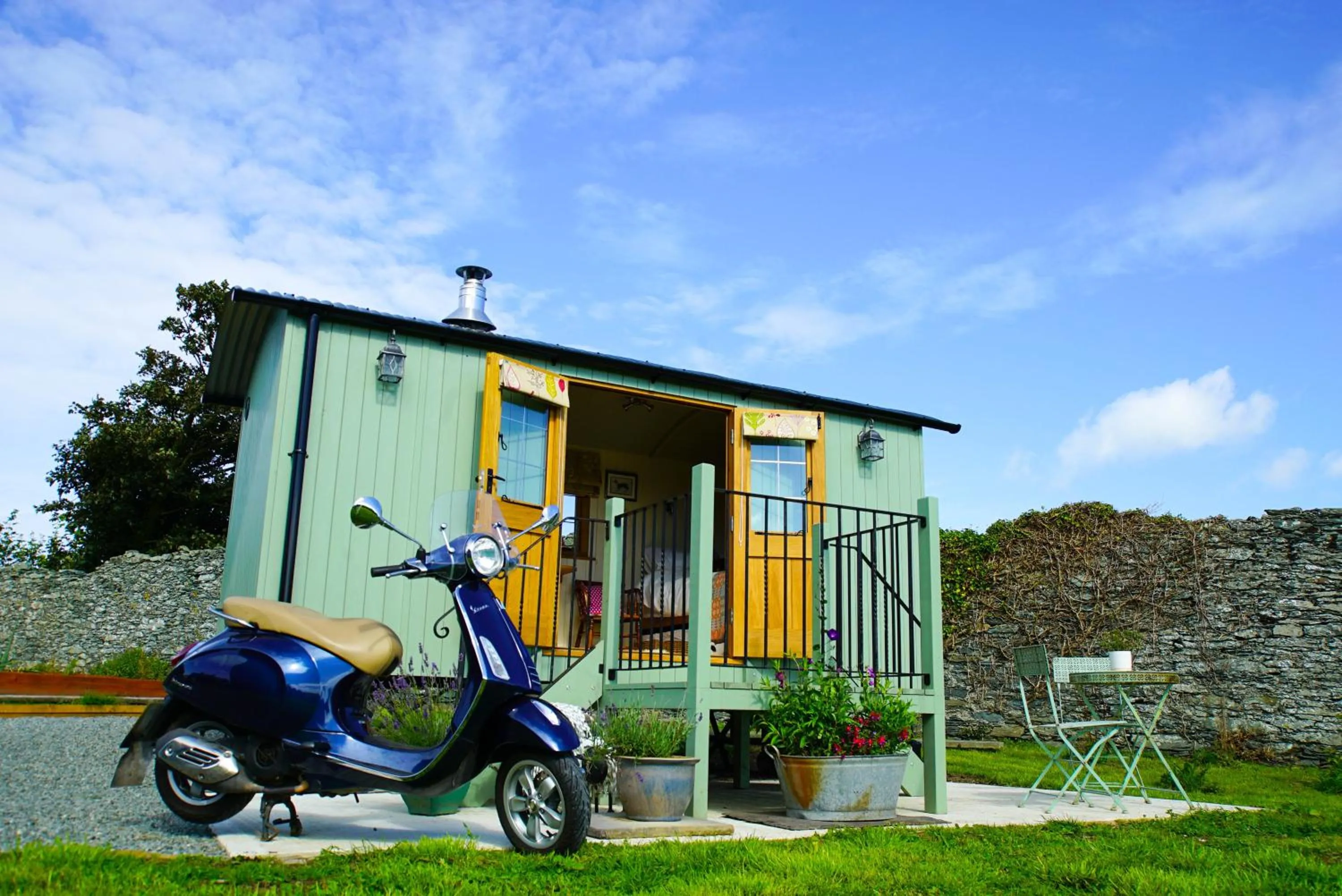 Property building in Storws Y Gorlan Shepherd's Hut