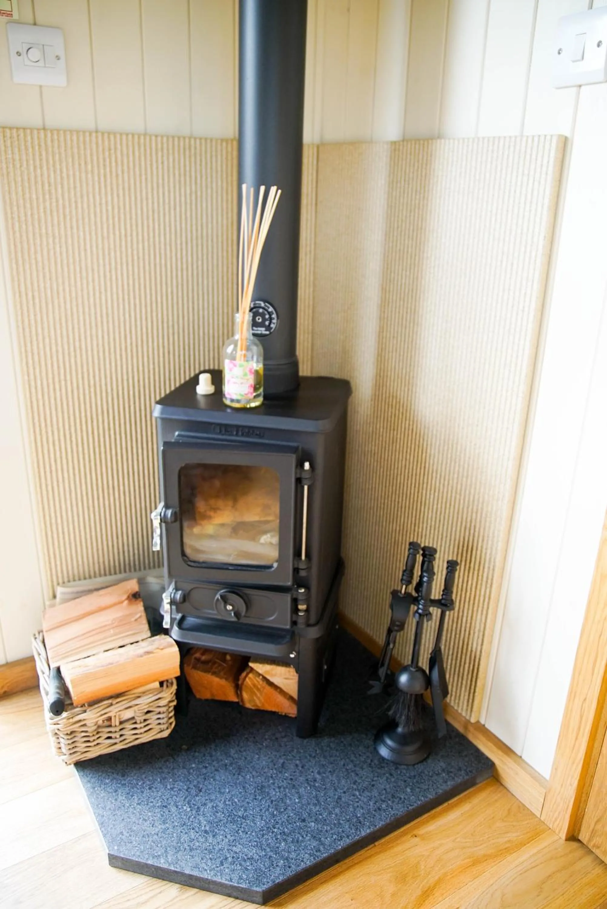 Property building in Storws Y Gorlan Shepherd's Hut