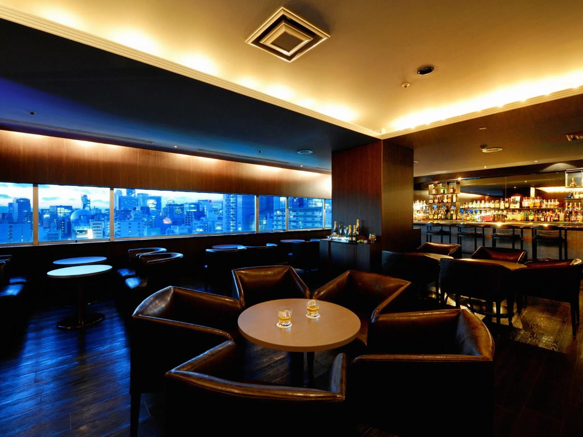 Lounge or bar in Nagoya Creston Hotel