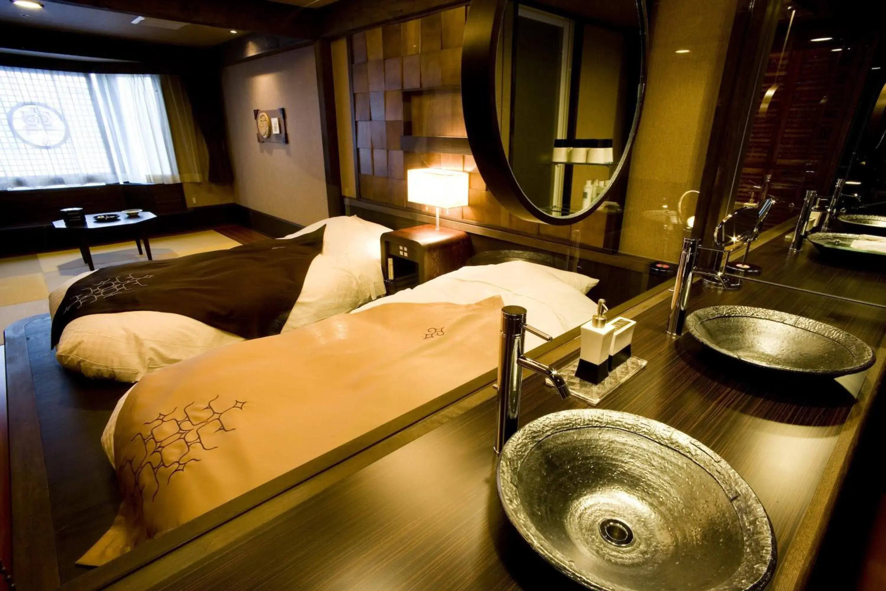 Decorative detail, Bed in Akan Yuku no Sato Tsuruga Decorative detail, Bed in Akan Yuku no Sato Tsuruga