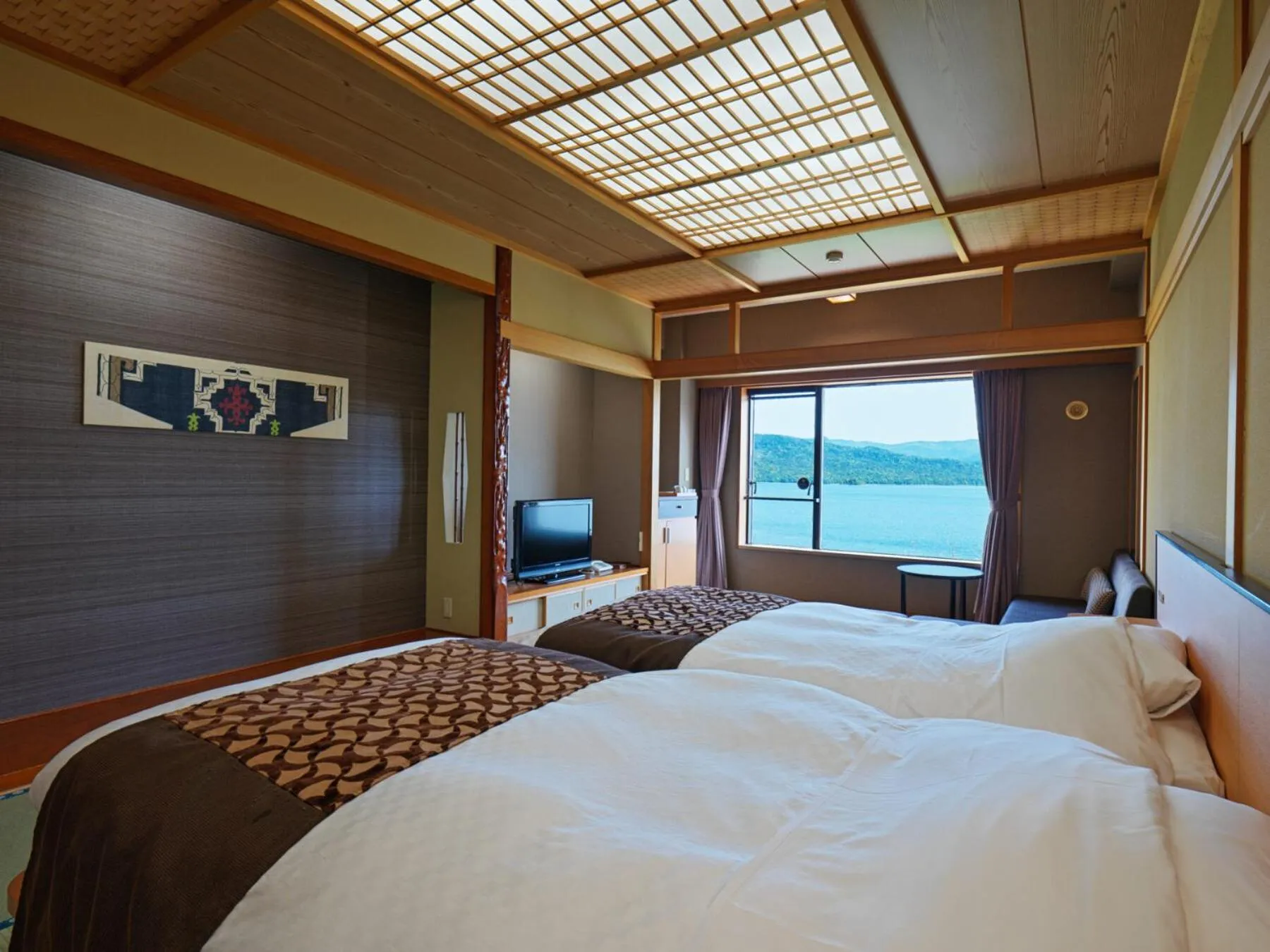 Bedroom, Bed in Akan Yuku no Sato Tsuruga