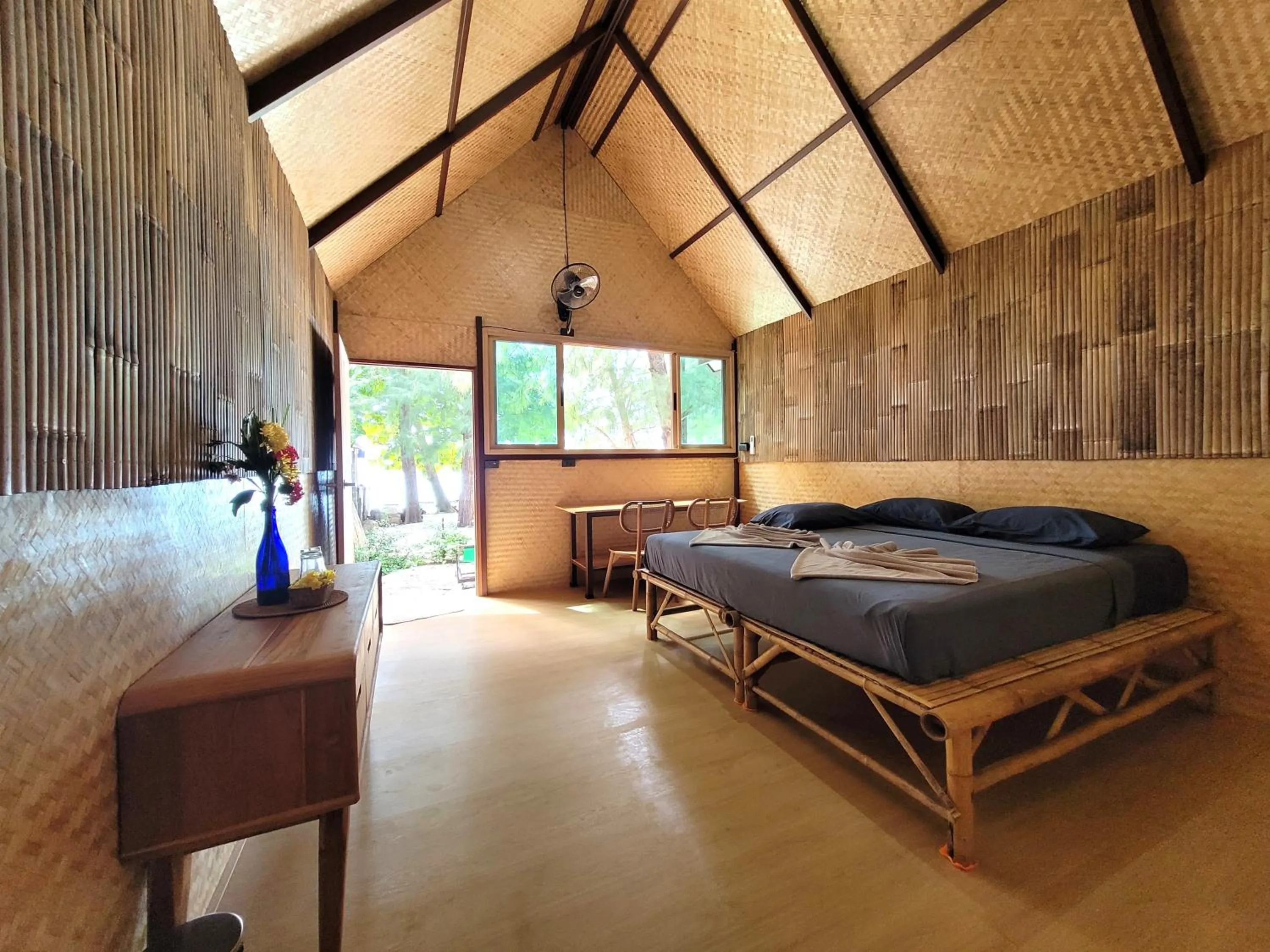 View (from property/room), Bed in Green View Beach Resort