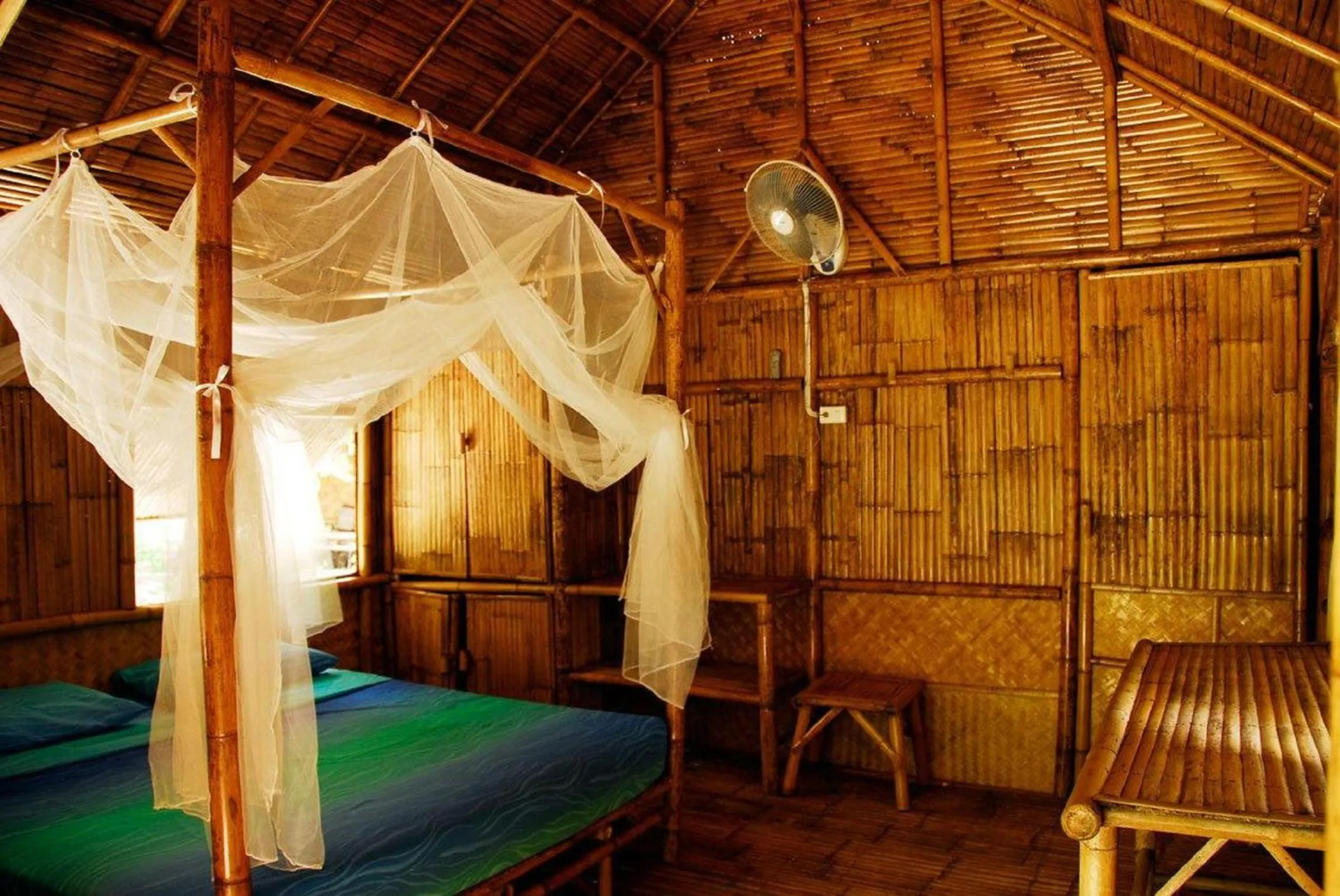 Bed in Green View Beach Resort