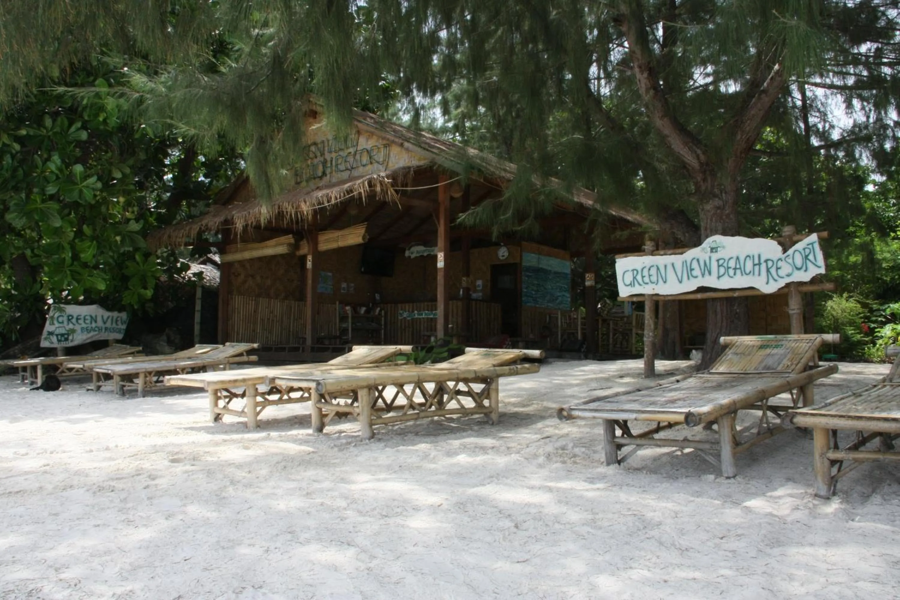 Lobby or reception in Green View Beach Resort