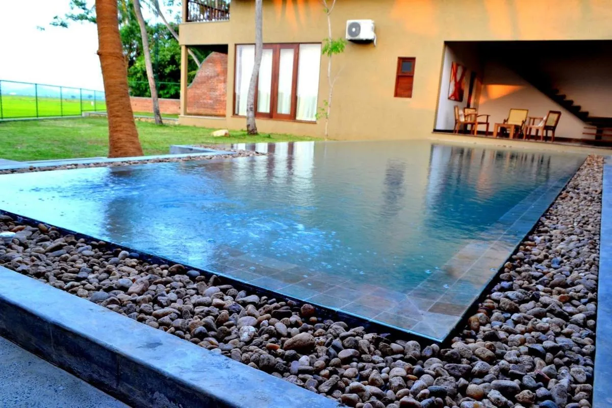 Swimming pool in Kethaka Aga