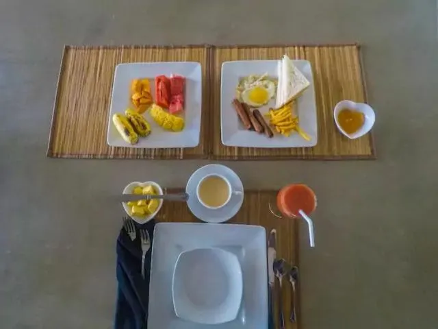 Food and drinks in Kethaka Aga