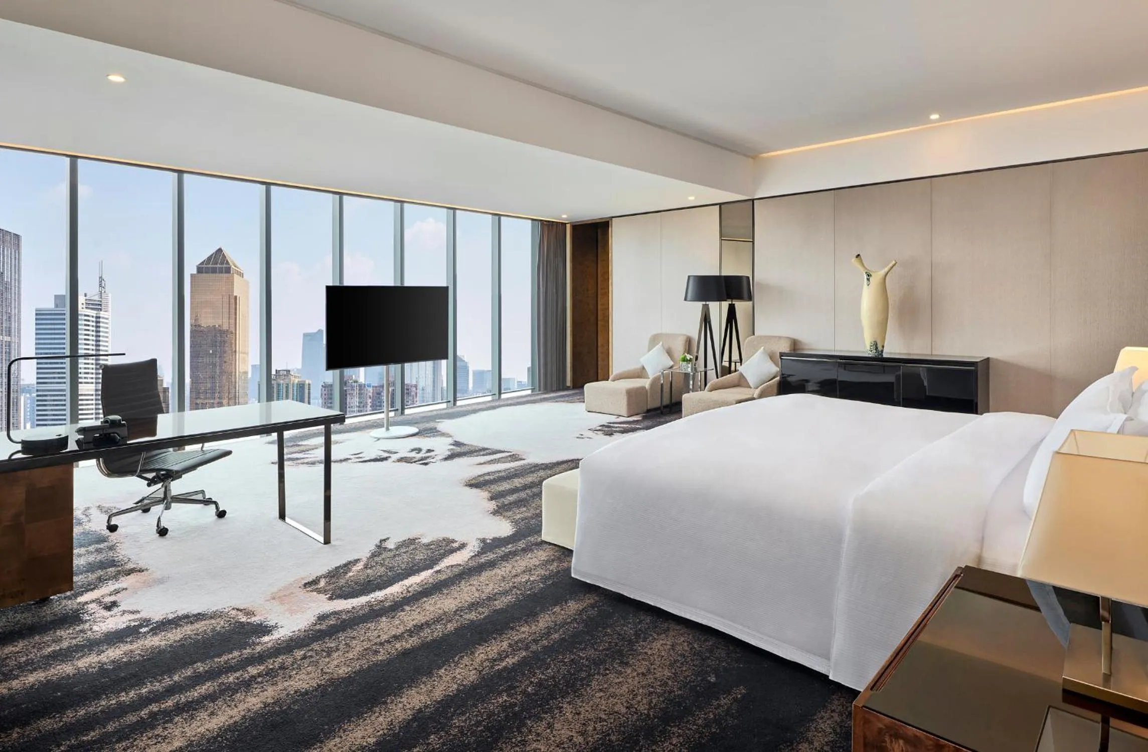 Bedroom, Bed in Hilton Guangzhou Tianhe