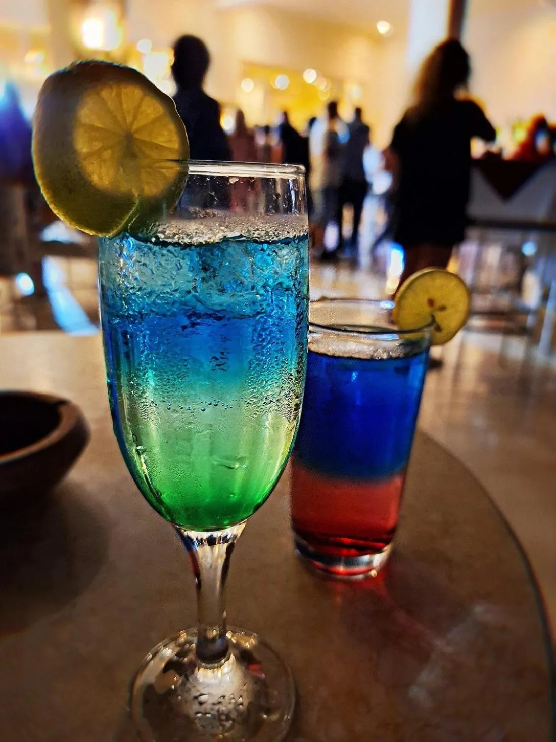 Lounge or bar in Continental Plaza Beach Resort