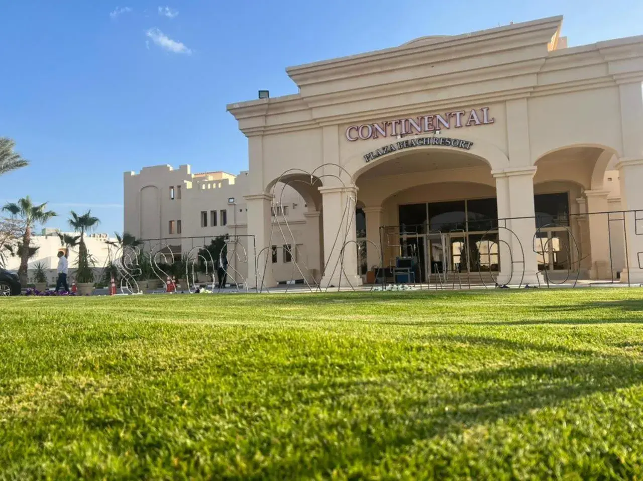 Property building in Continental Plaza Beach Resort Property building in Continental Plaza Beach Resort