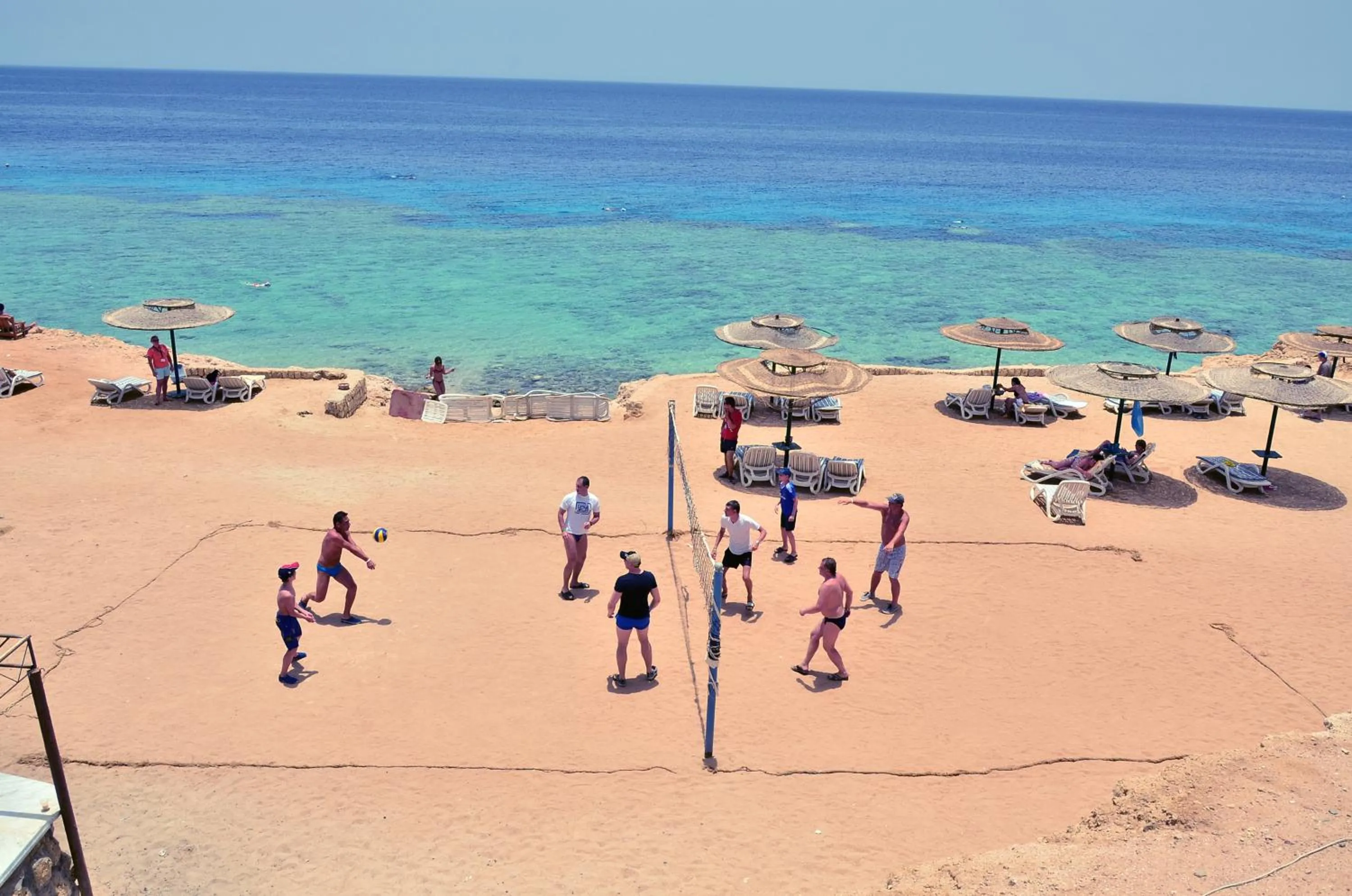 Beach in Continental Plaza Beach Resort