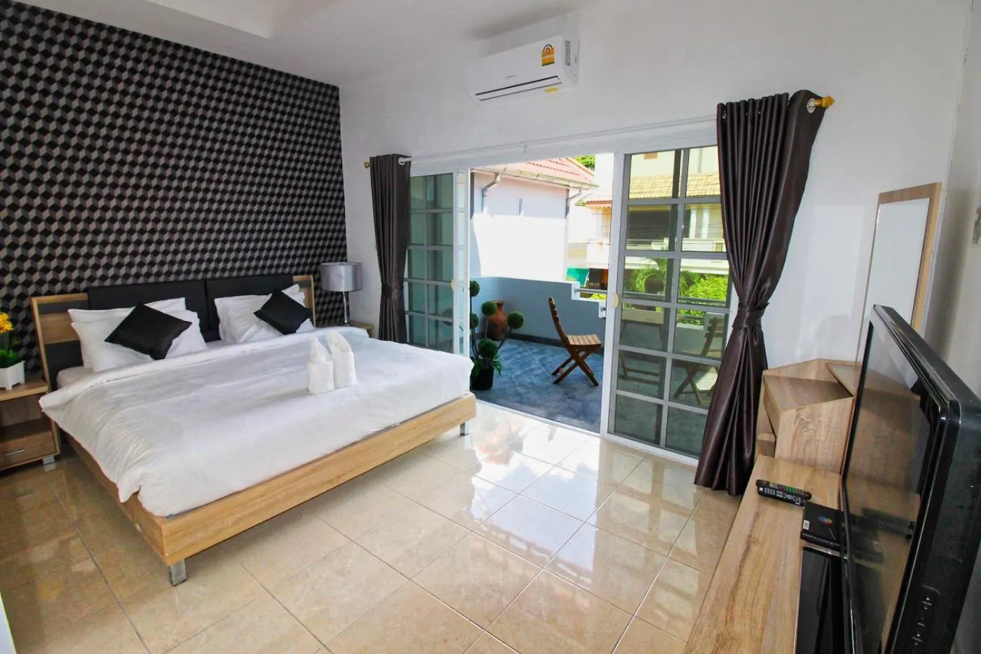 Balcony/Terrace, Bed in Grande Adam Private Pool Villa