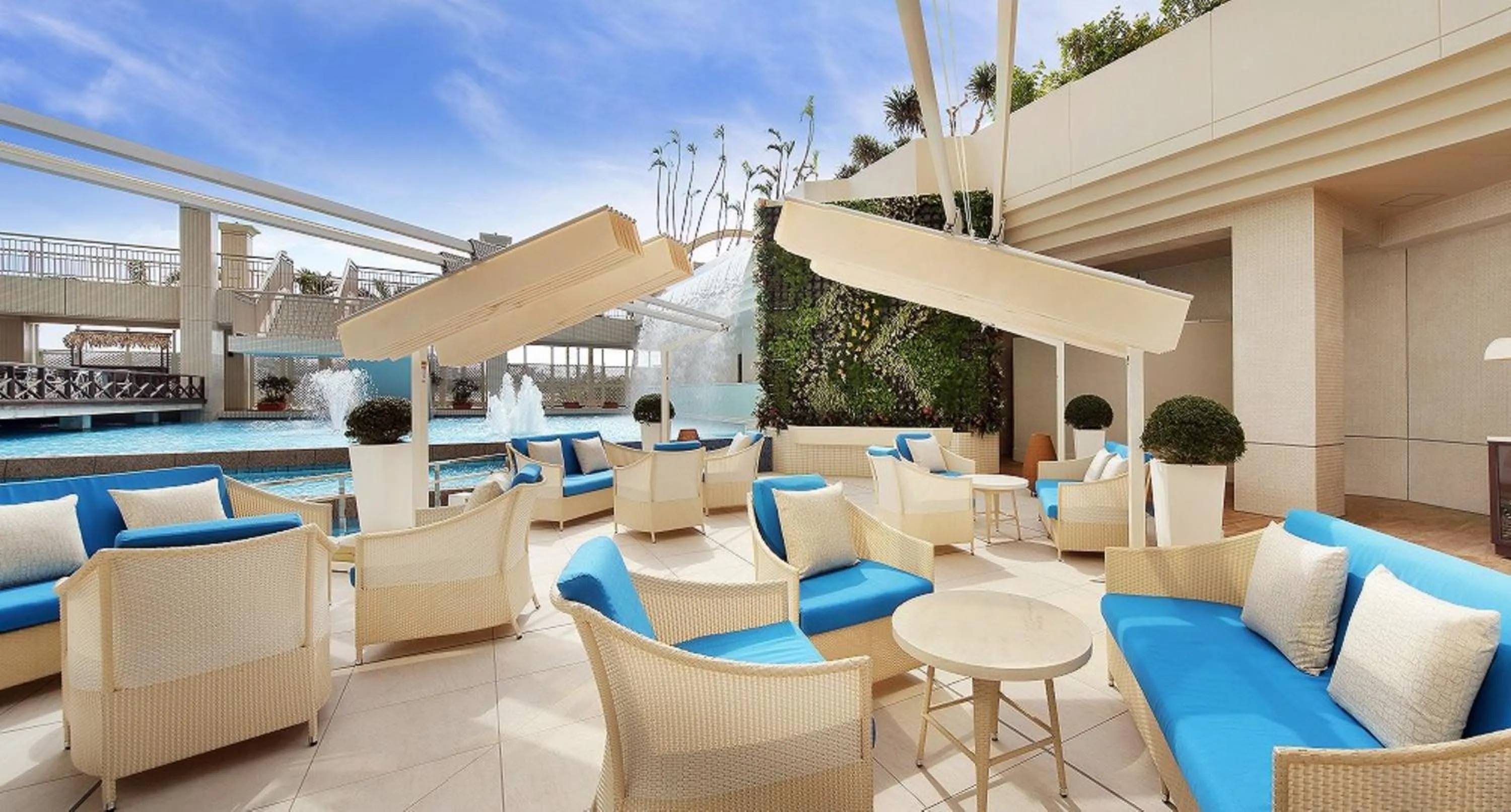 Balcony/Terrace in Loisir Hotel Naha