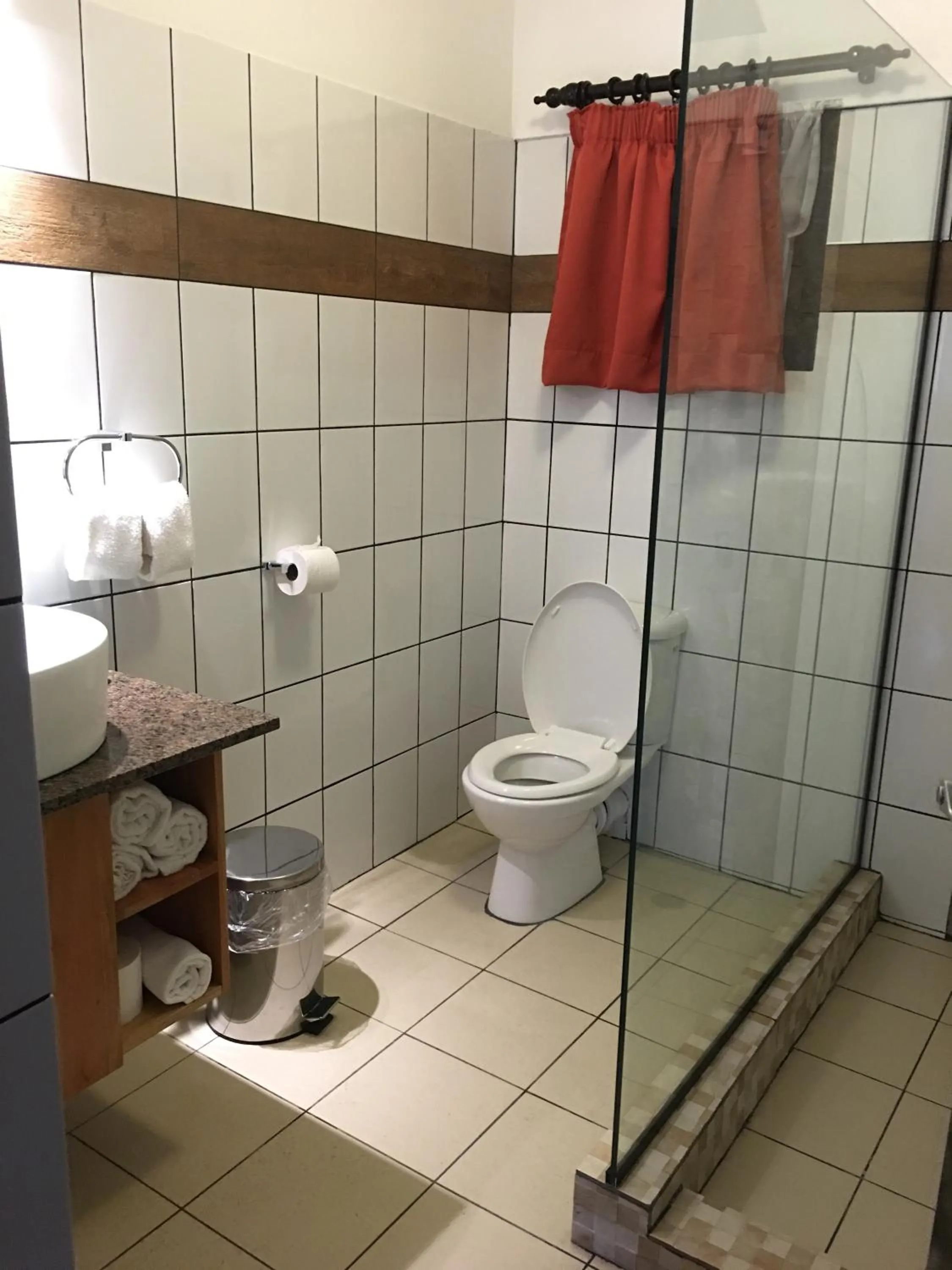 Bathroom in Suva Motor Inn