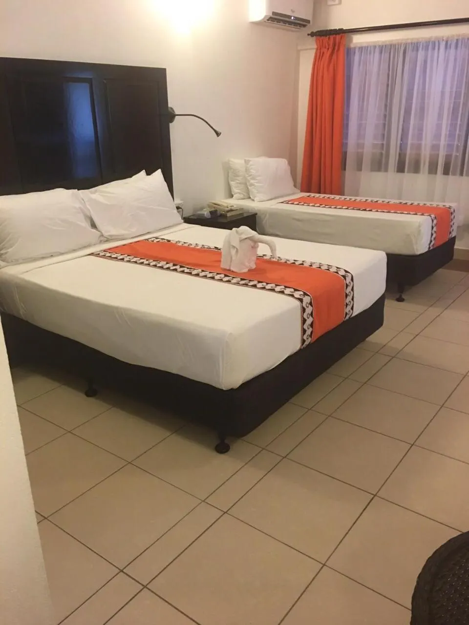 Bedroom, Bed in Suva Motor Inn