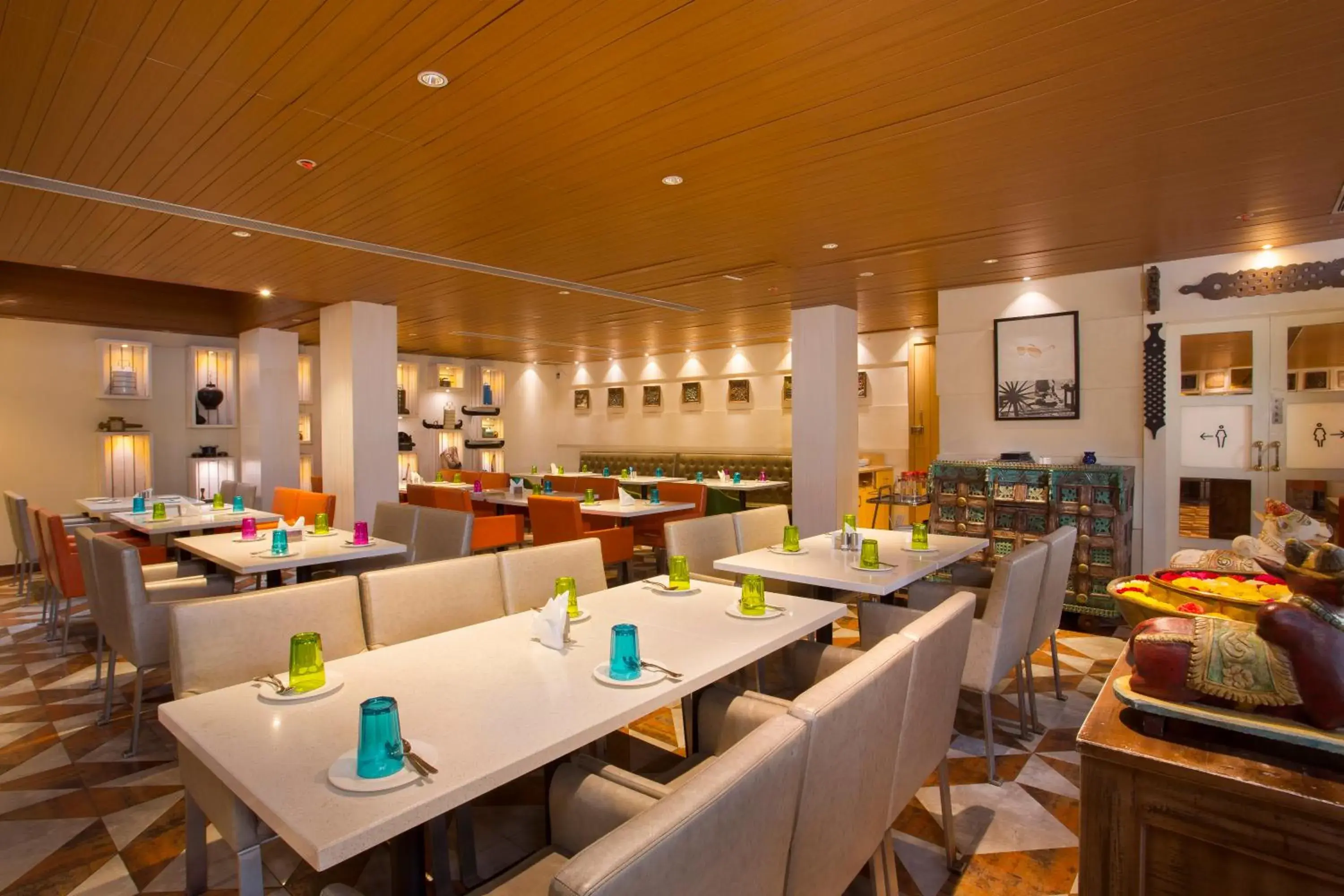 Restaurant/places to eat in Fountain Tree by TGI Restaurant/places to eat in Fountain Tree by TGI