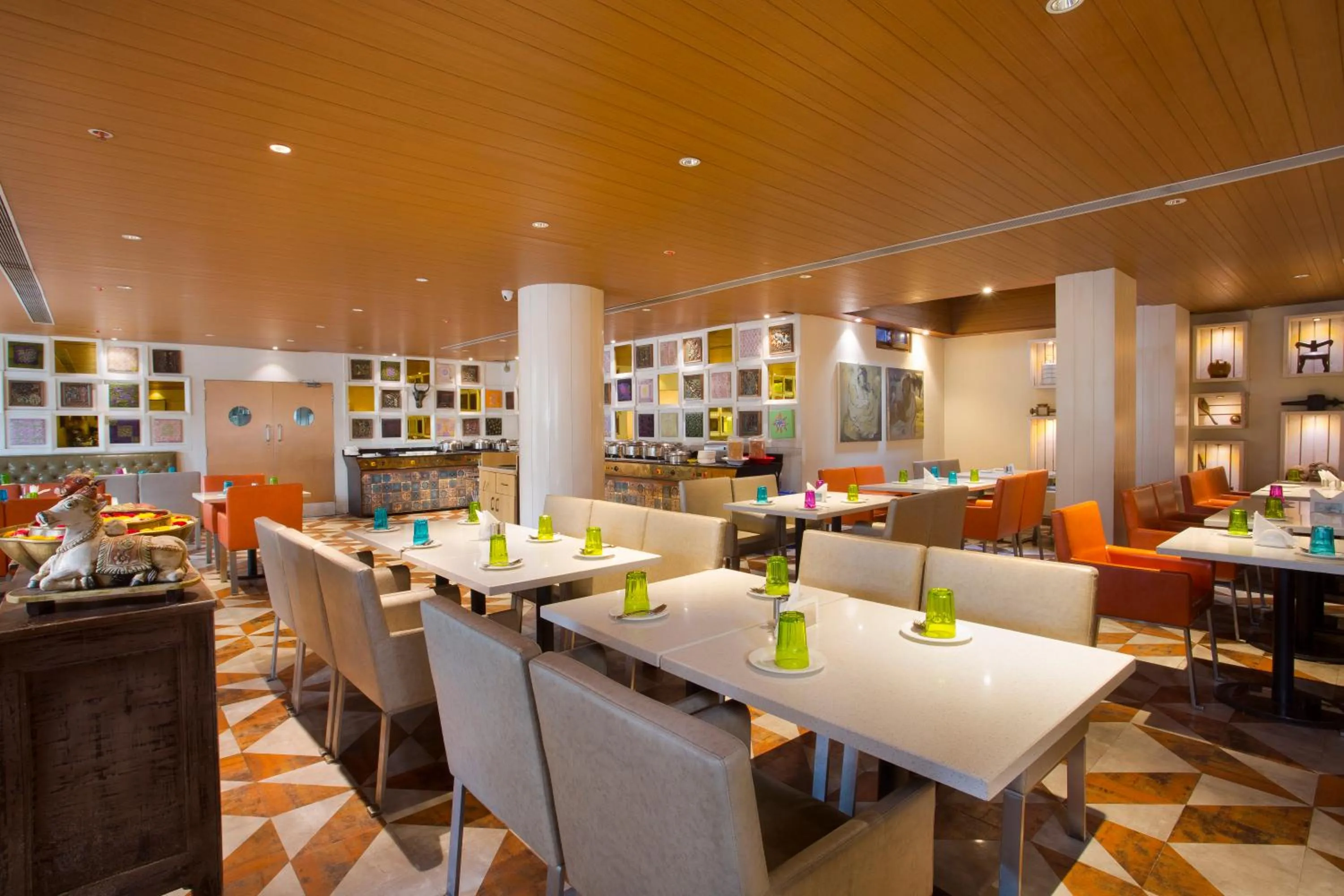 Breakfast in Fountain Tree by TGI