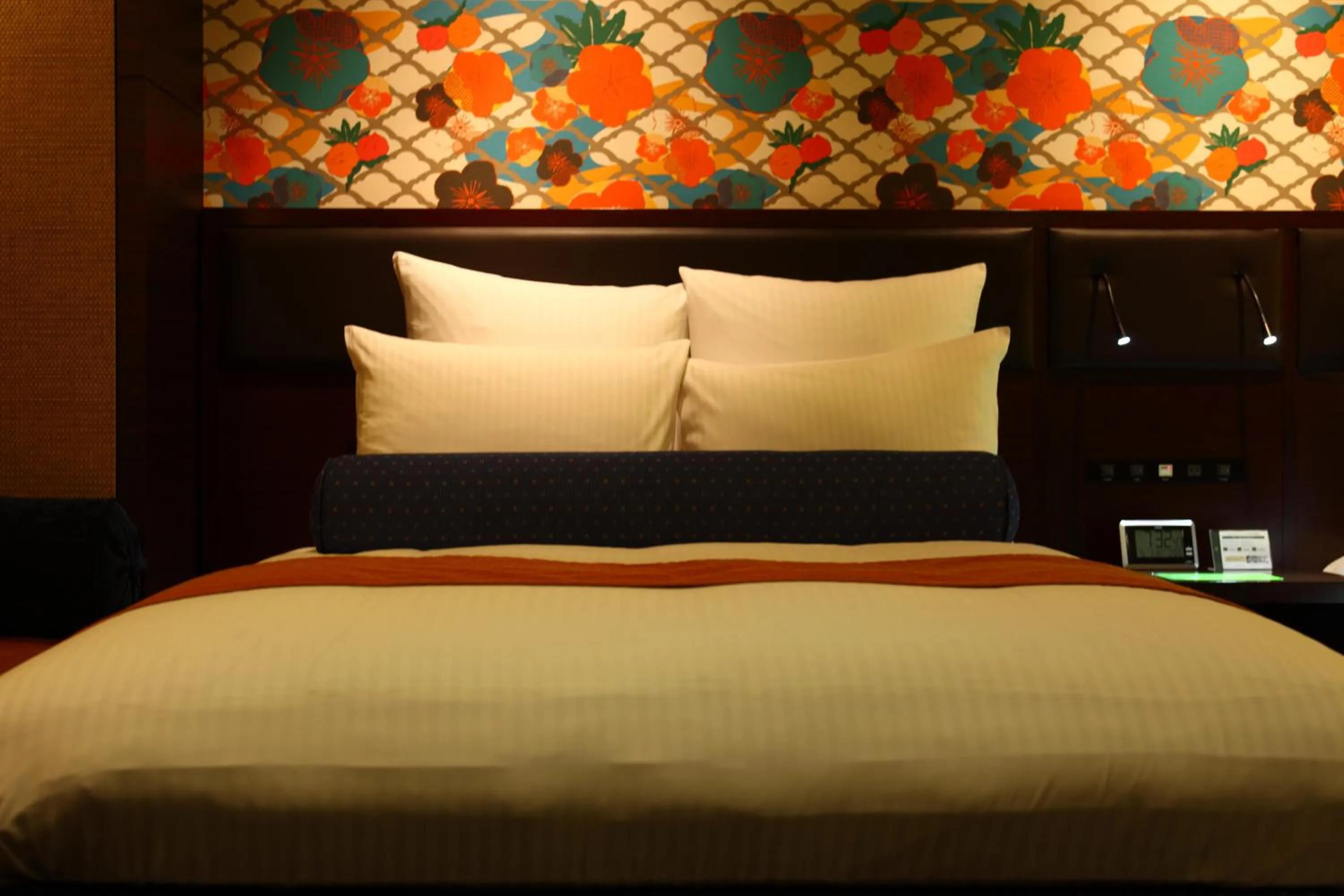 Bed in Loisir Spa Tower Naha