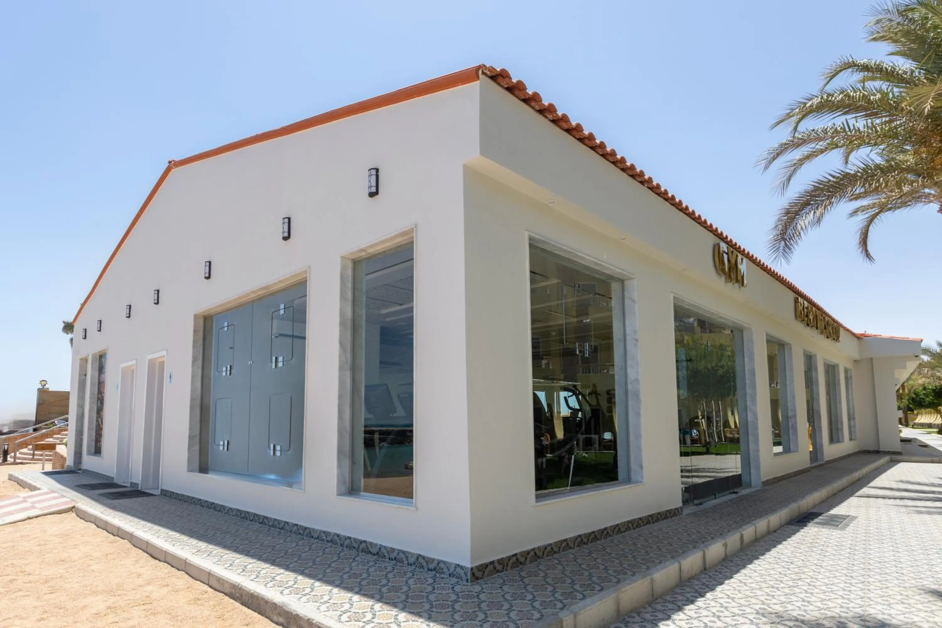 Palm Beach Resort Families and Couples only