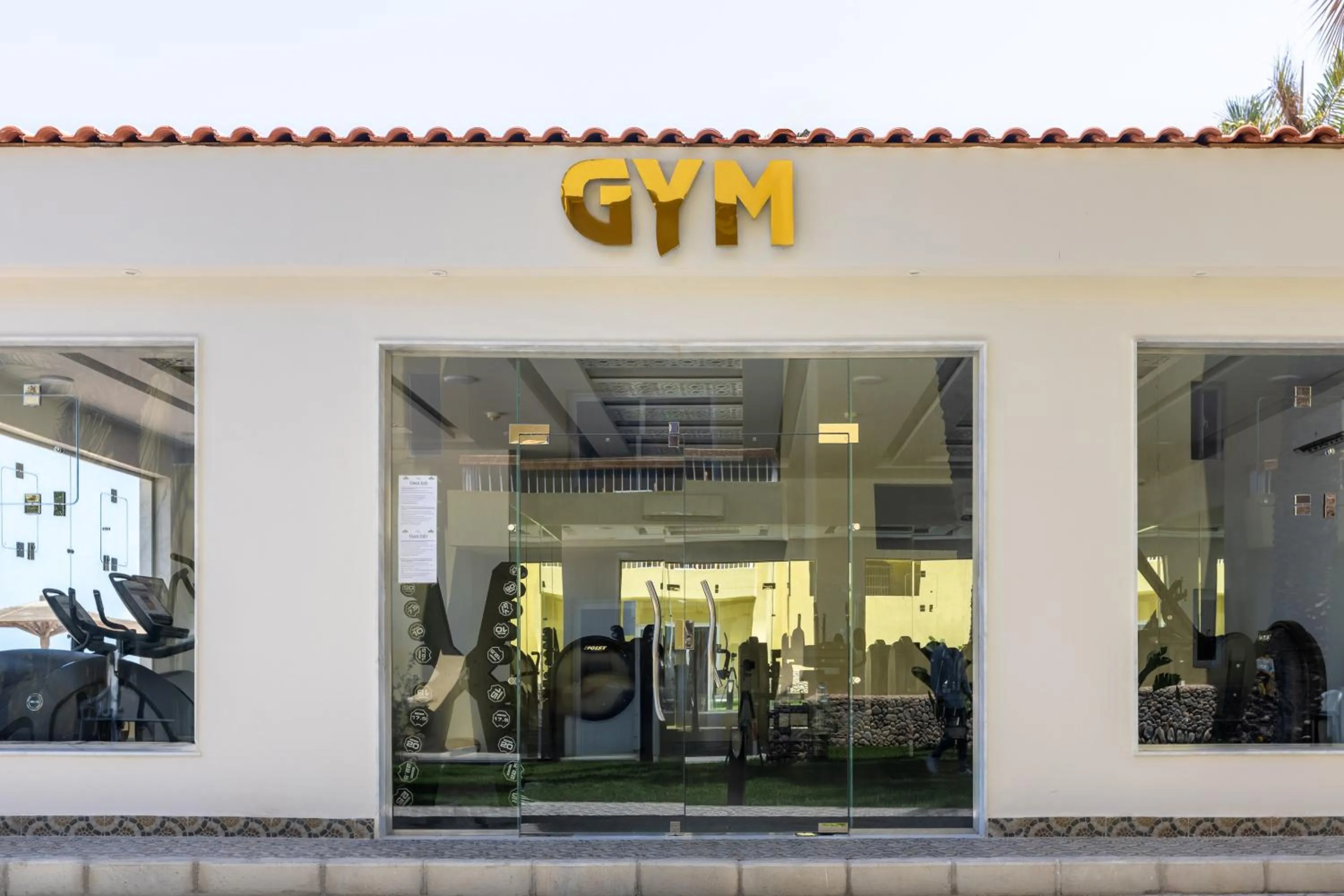 Palm Beach Resort Families and Couples only