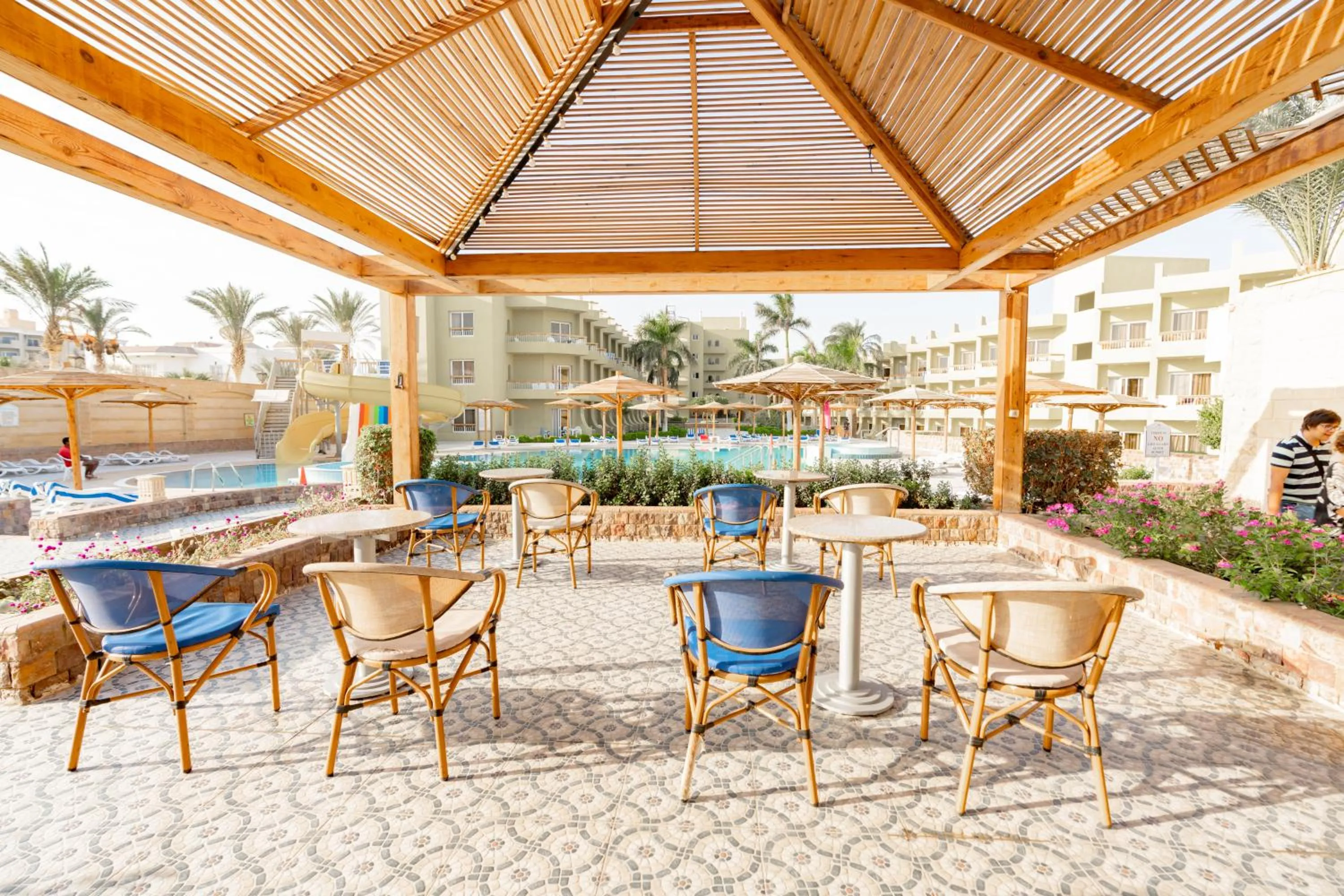 Palm Beach Resort Families and Couples only