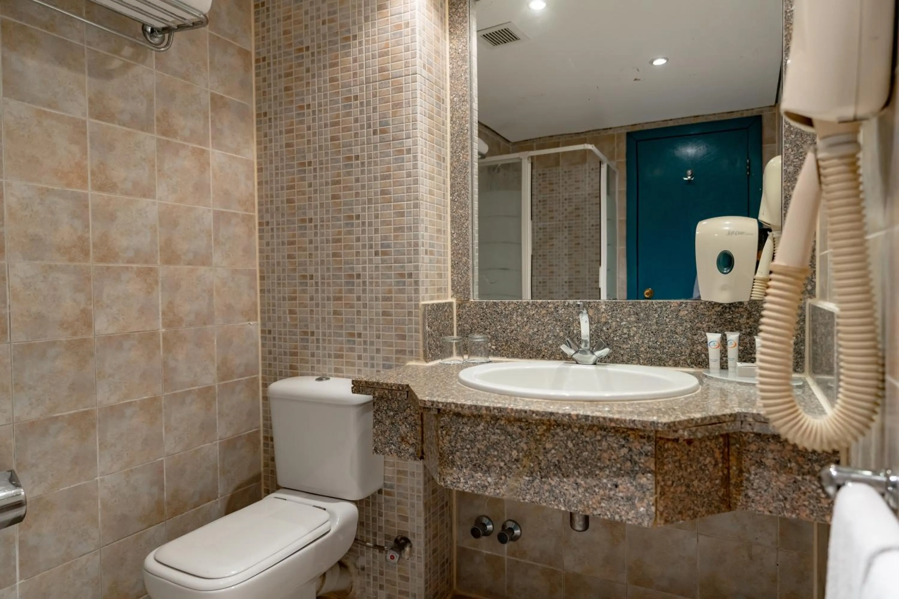 Palm Beach Resort Families and Couples only