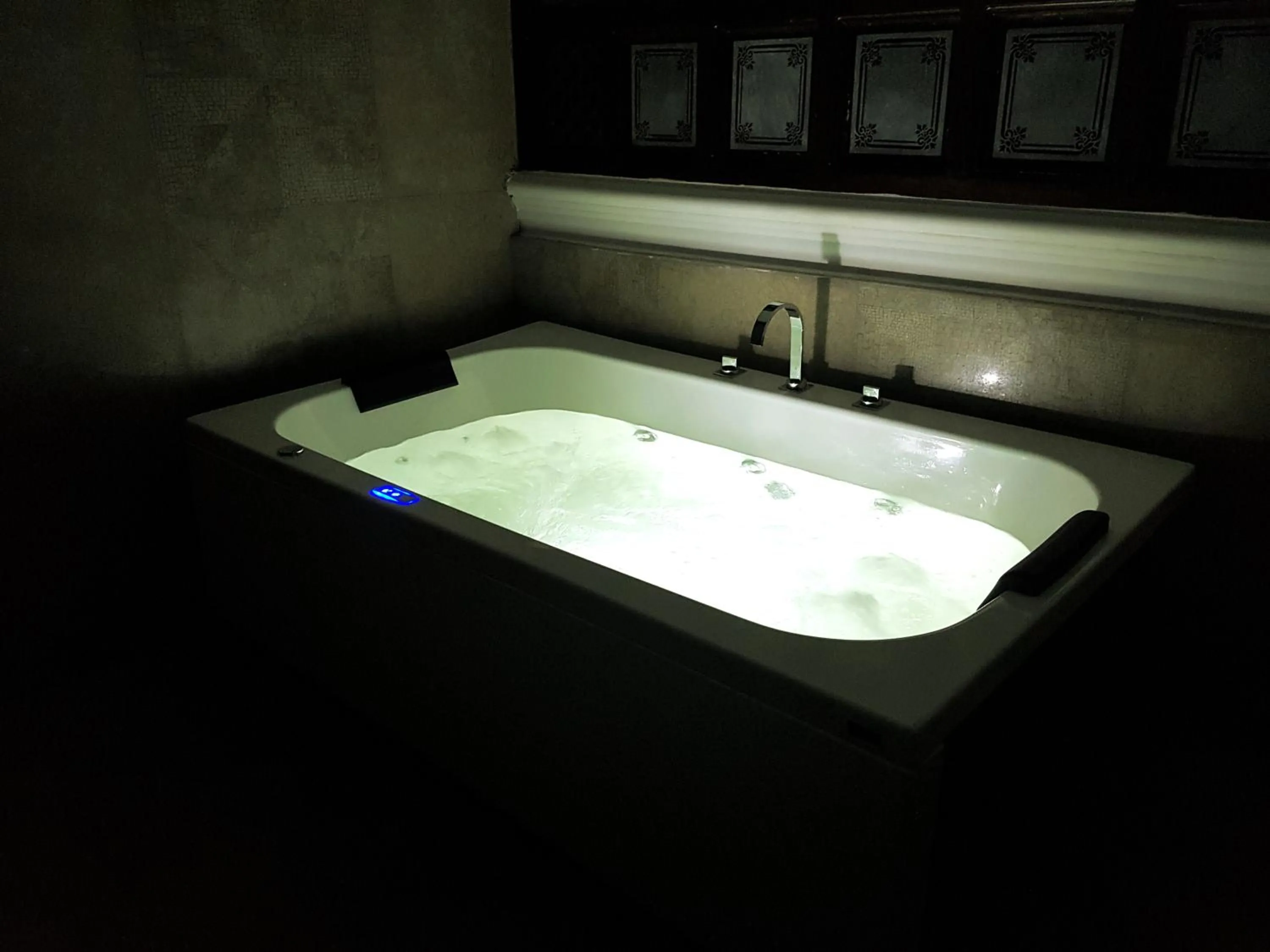 Bath in Ziva Suites - A Botique Hotel
