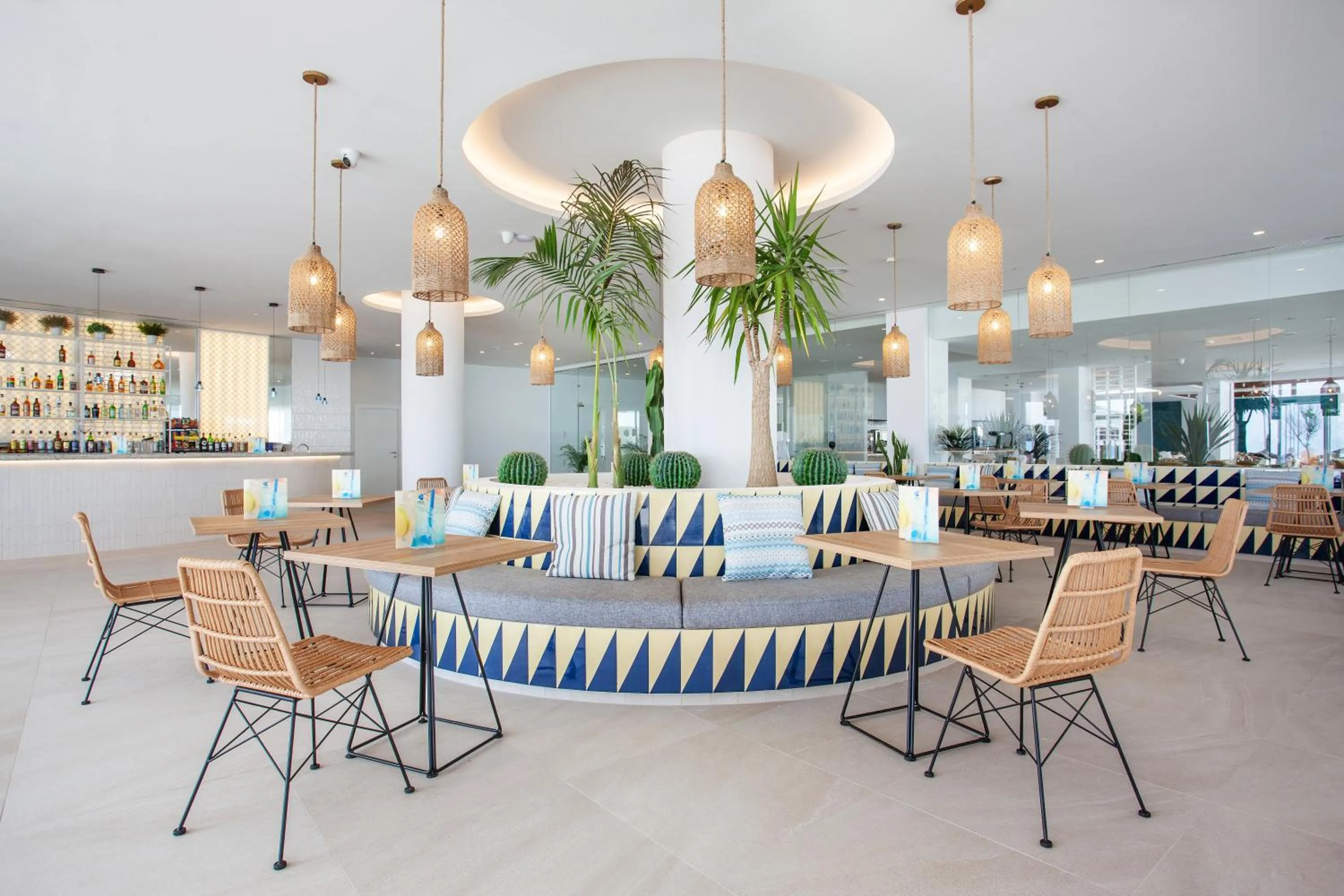 Lounge or bar in Grupotel Picafort Beach