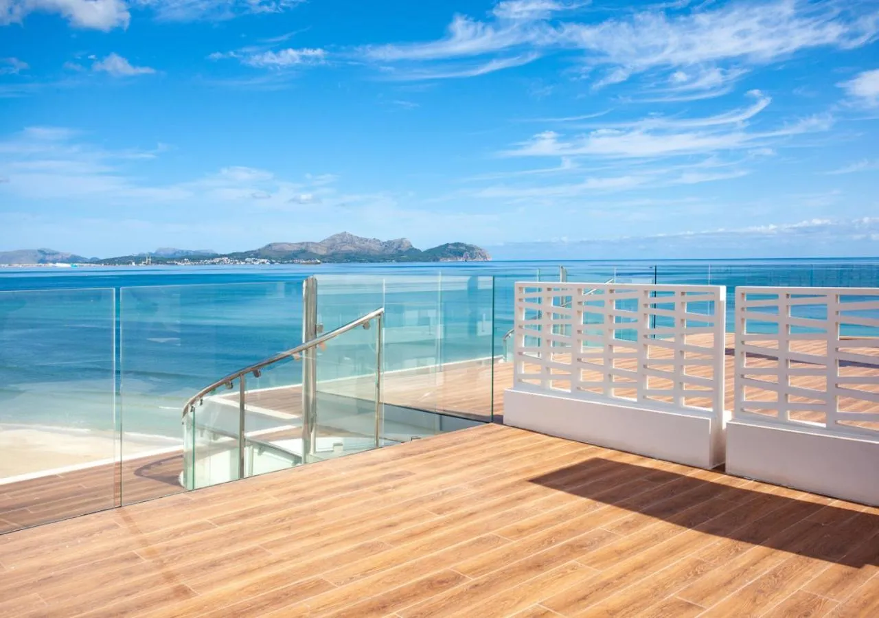 Solarium in Grupotel Picafort Beach