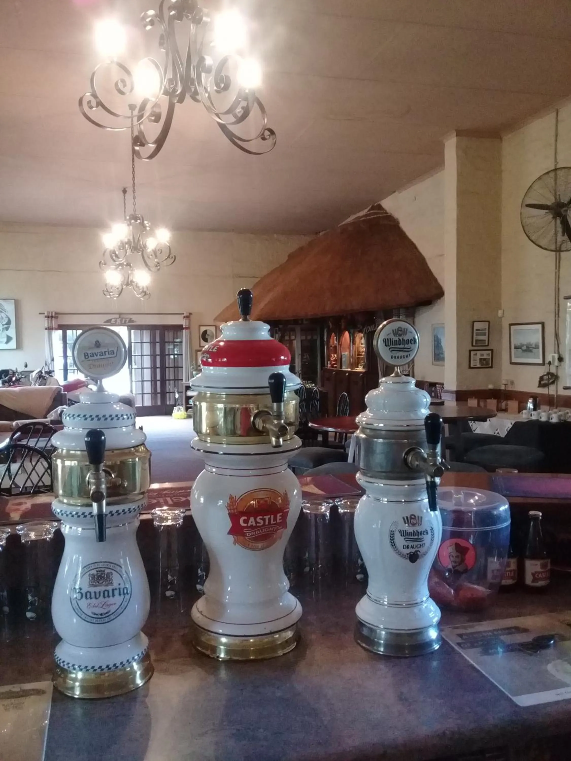 Lounge or bar in Brentwood Lodge