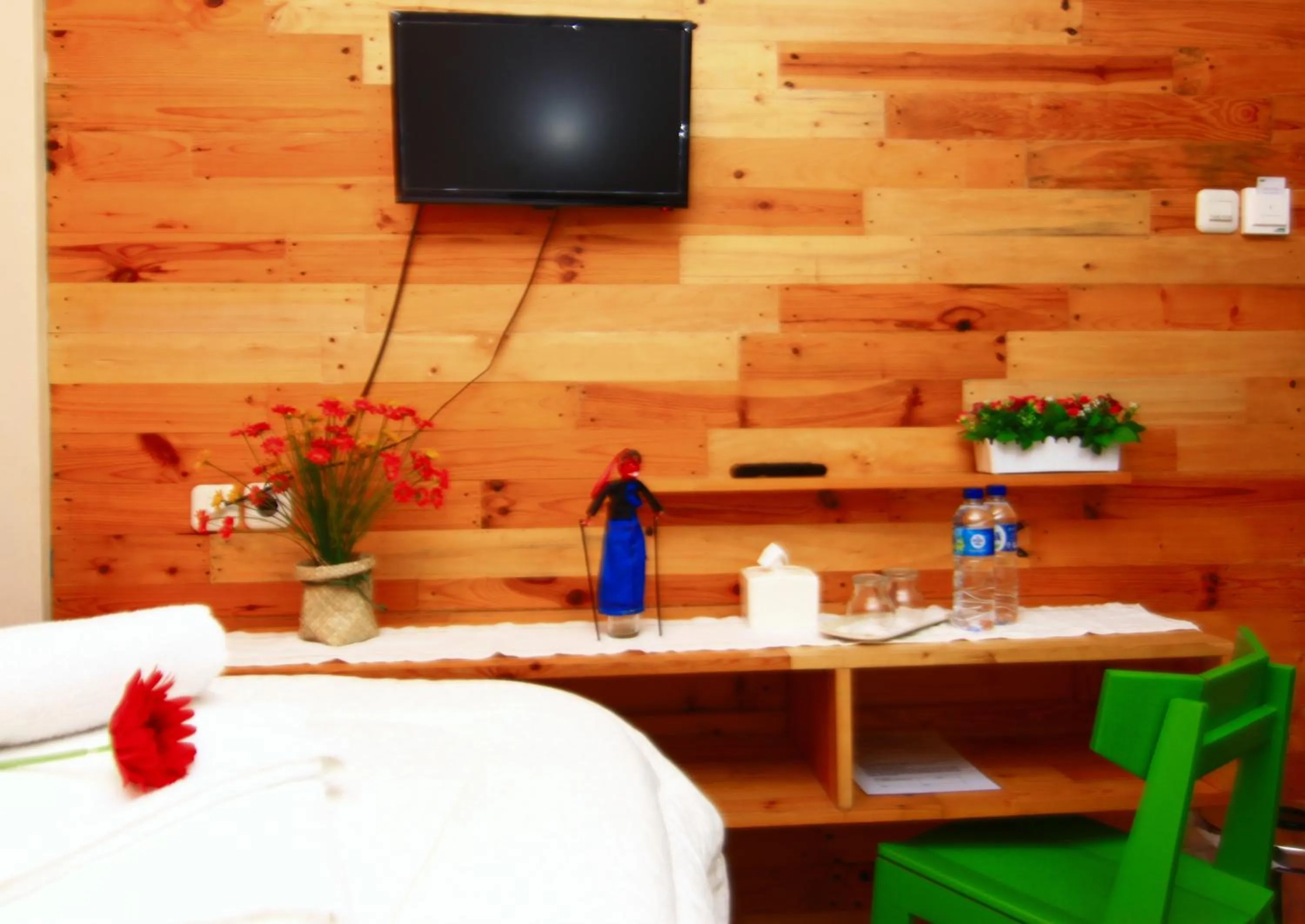 Bedroom, Bed in Roemah 28 Syariah