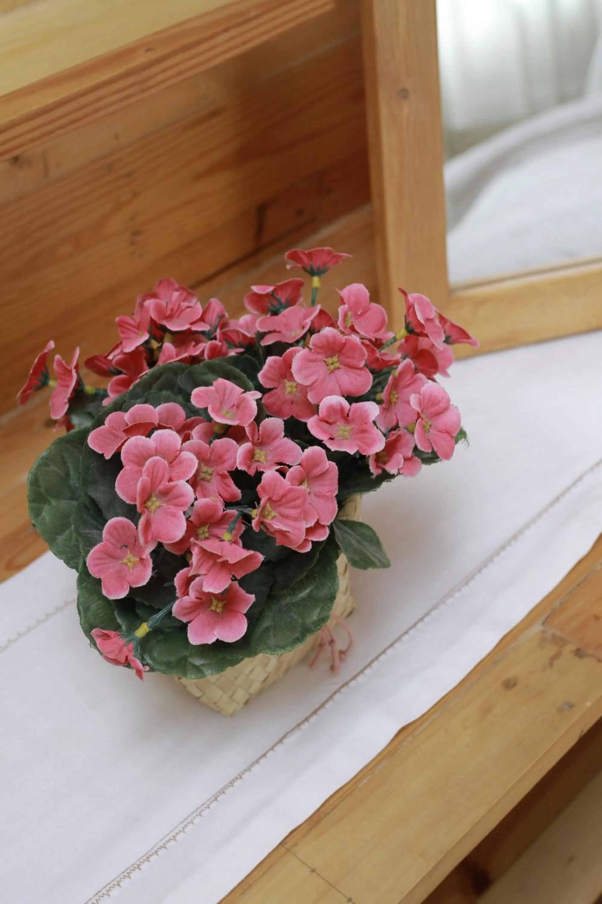 Photo of the whole room in Roemah 28 Syariah